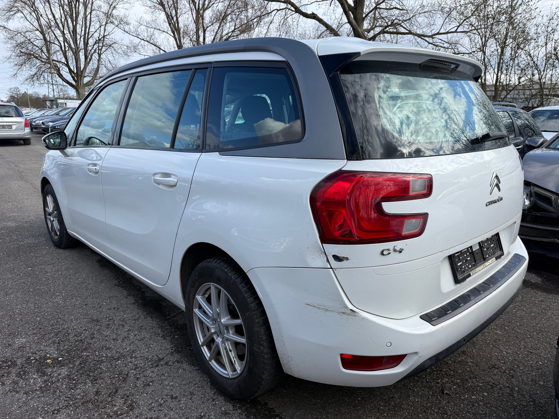 CITROEN Grand C4 Picasso 1.2 Pure Tech Séduction-image-4