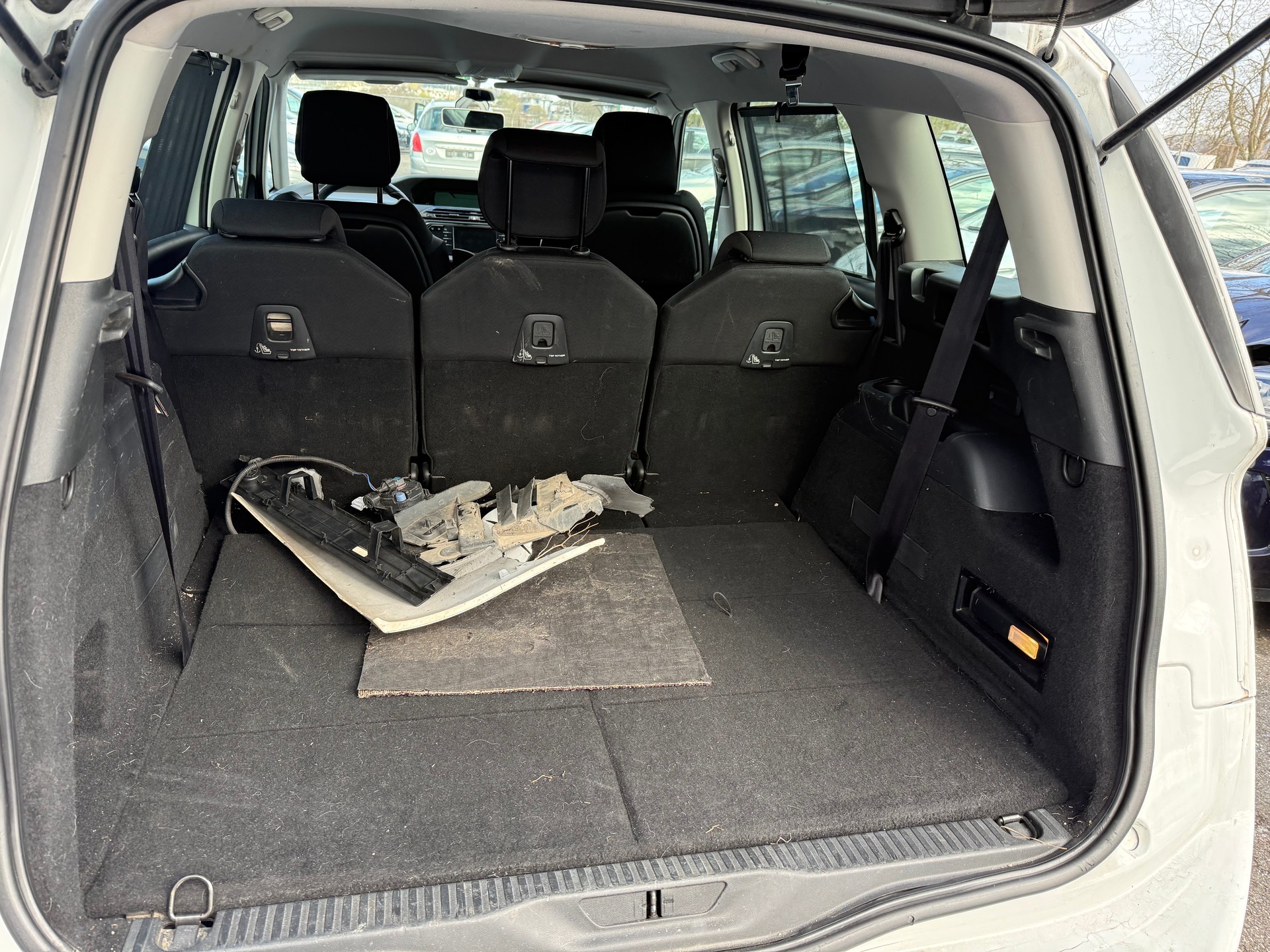 CITROEN Grand C4 Picasso 1.2 Pure Tech Séduction-image-10
