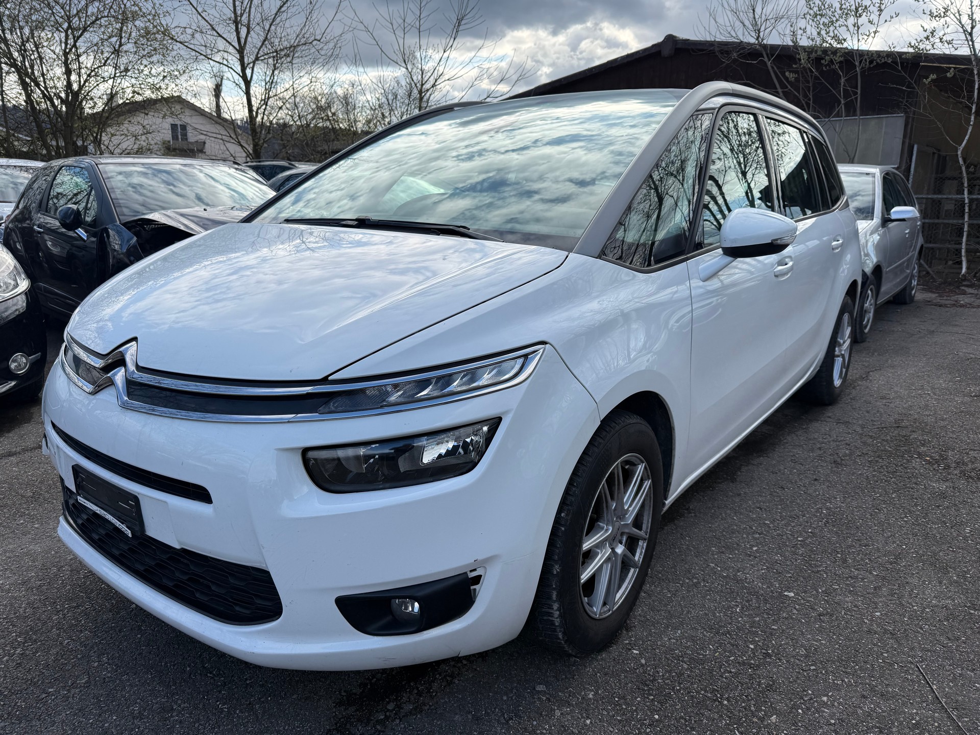 CITROEN Grand C4 Picasso 1.2 Pure Tech Séduction-image-3