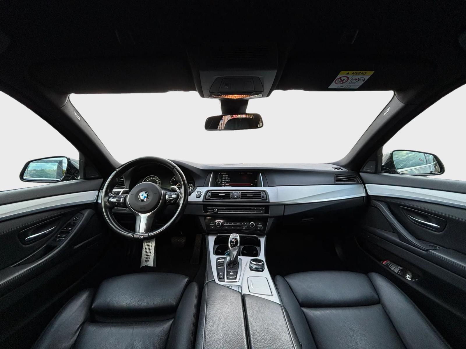BMW M550d Touring xDrive Steptronic-image-7