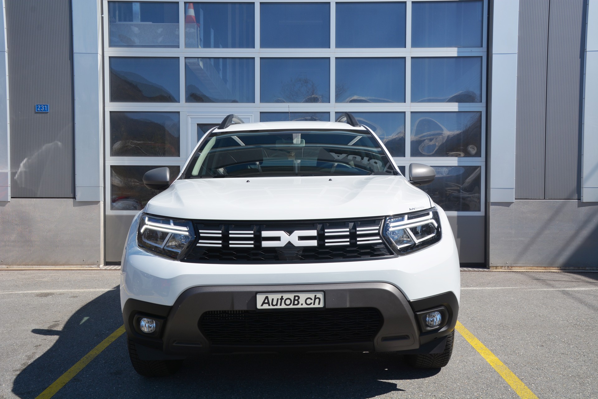 DACIA Duster TCe 150 Prestige 4x4-image-2