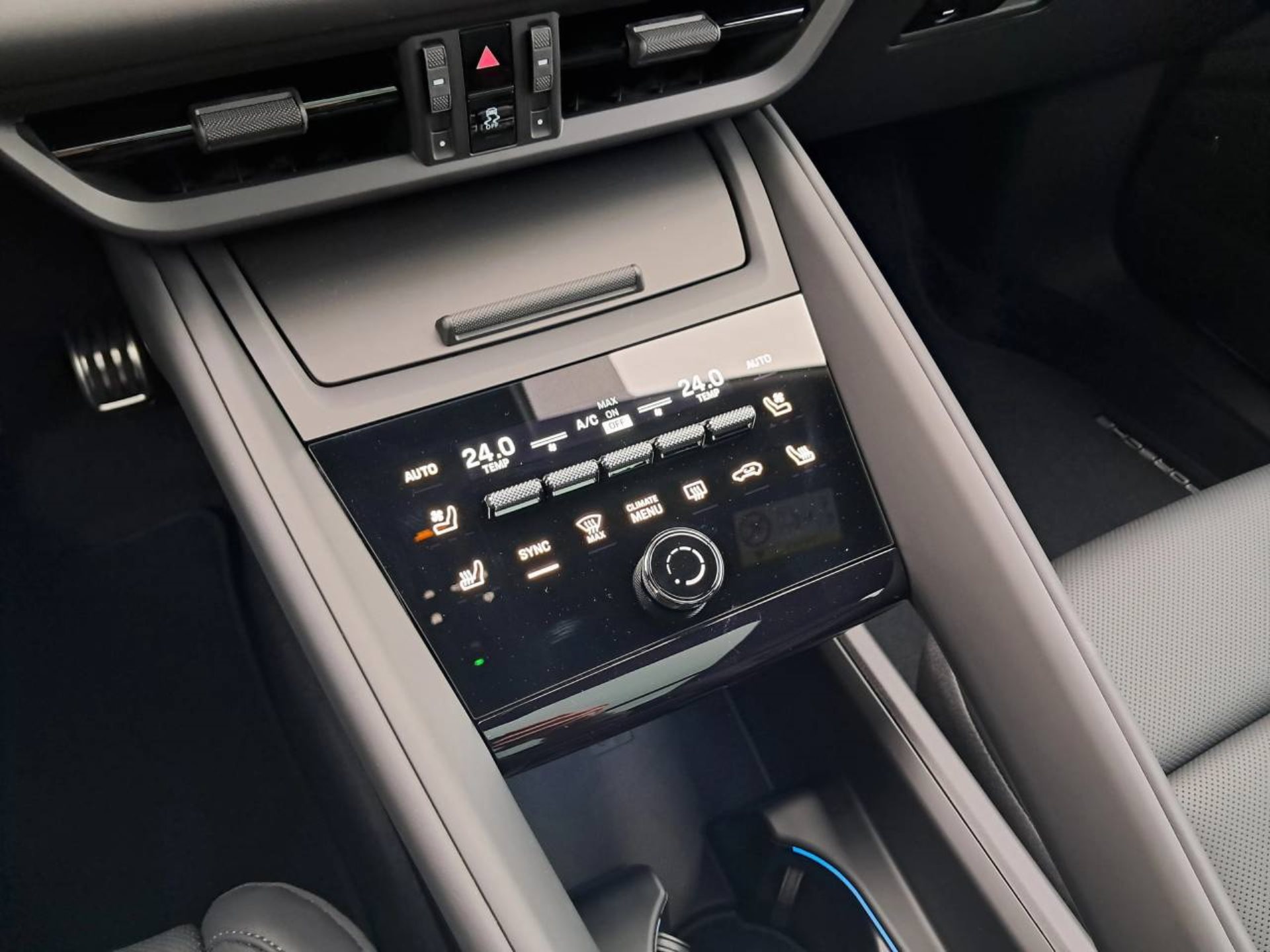 PORSCHE Macan 4-image-28