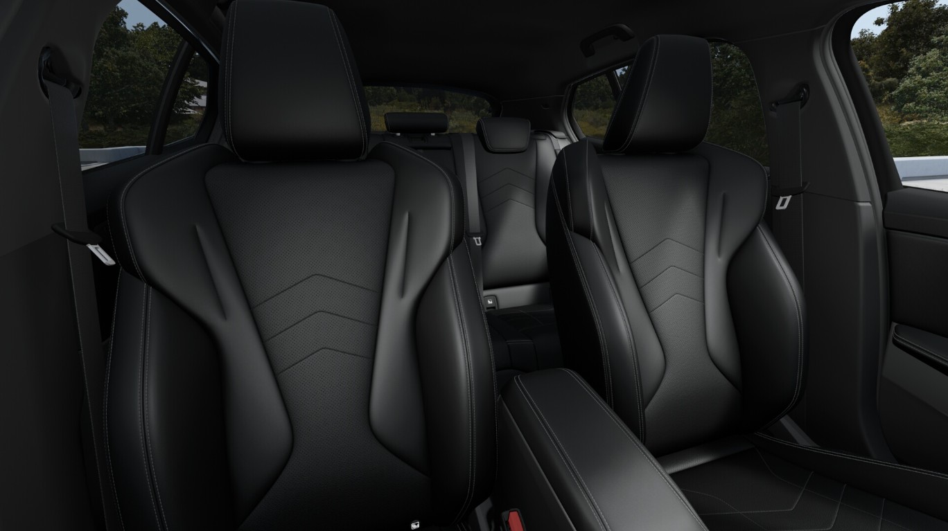 BMW M135 xDrive-image-18