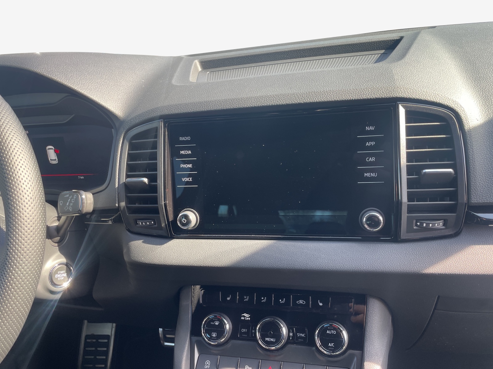 SKODA Karoq 2.0 TSI SportLine 4x4 DSG-image-10