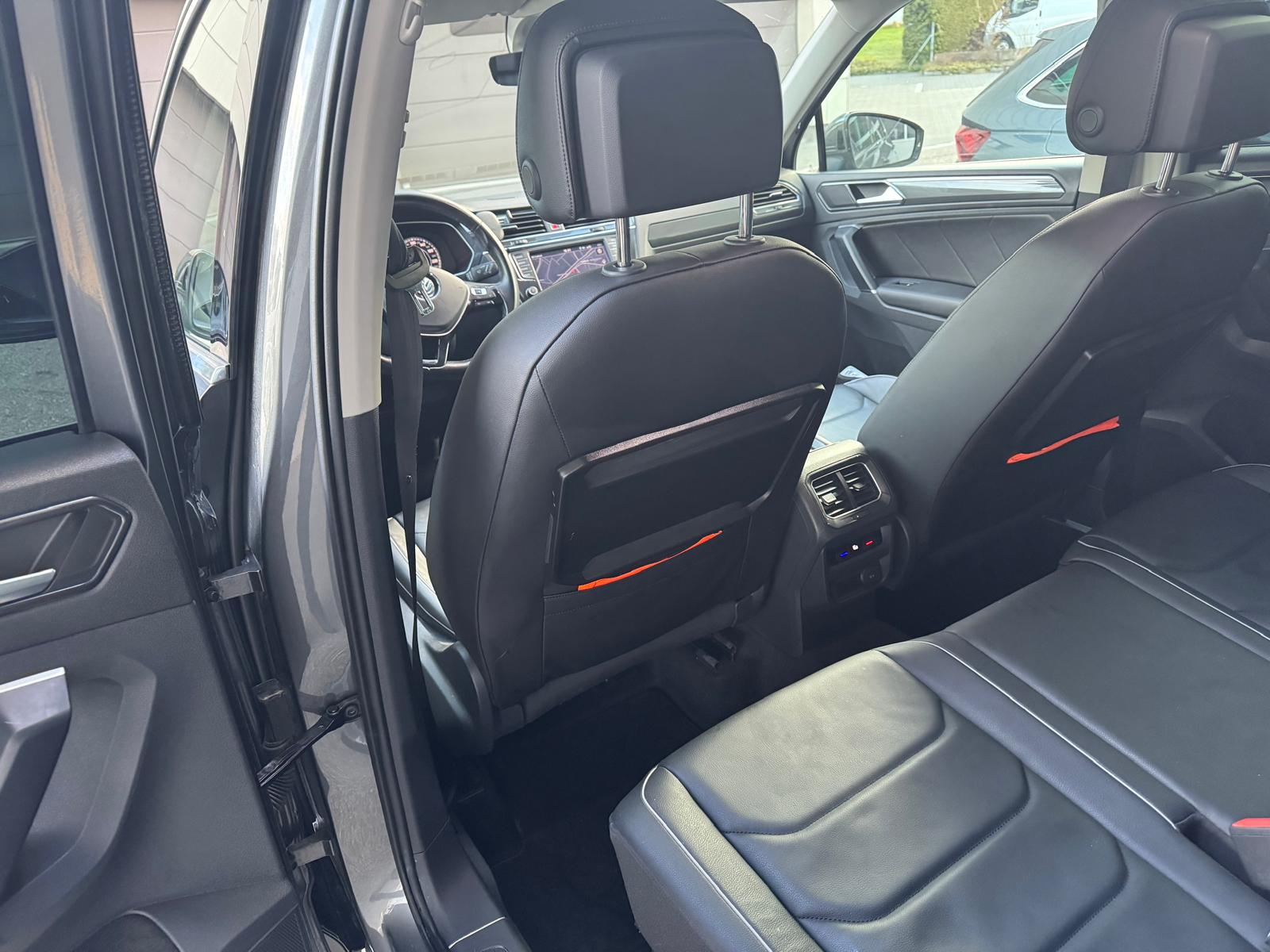 VW Tiguan 2.0 TDI SCR Highline 4Motion DSG-image-9