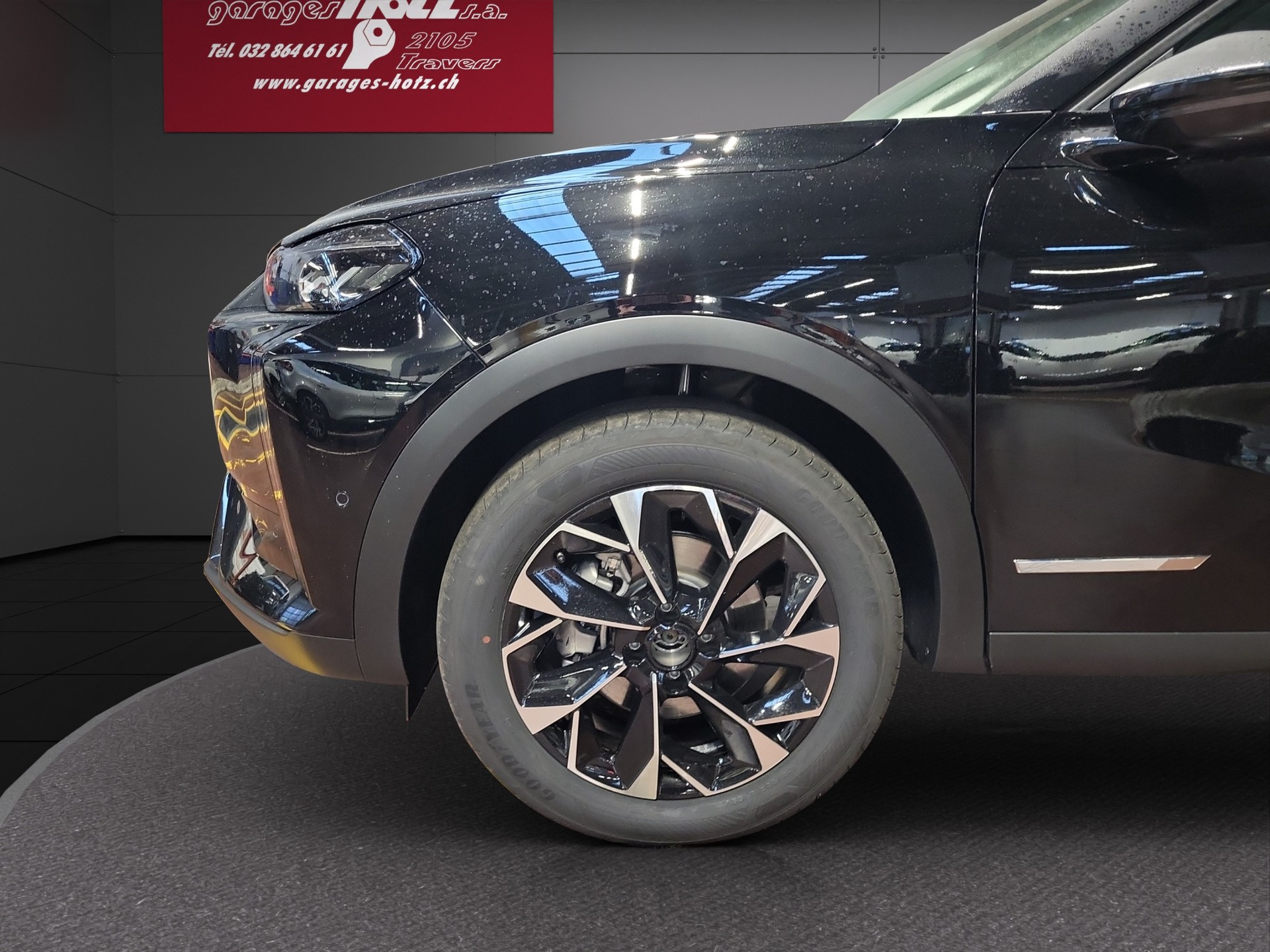 DS AUTOMOBILES DS3 1.2 MHEV Jules Verne-image-3