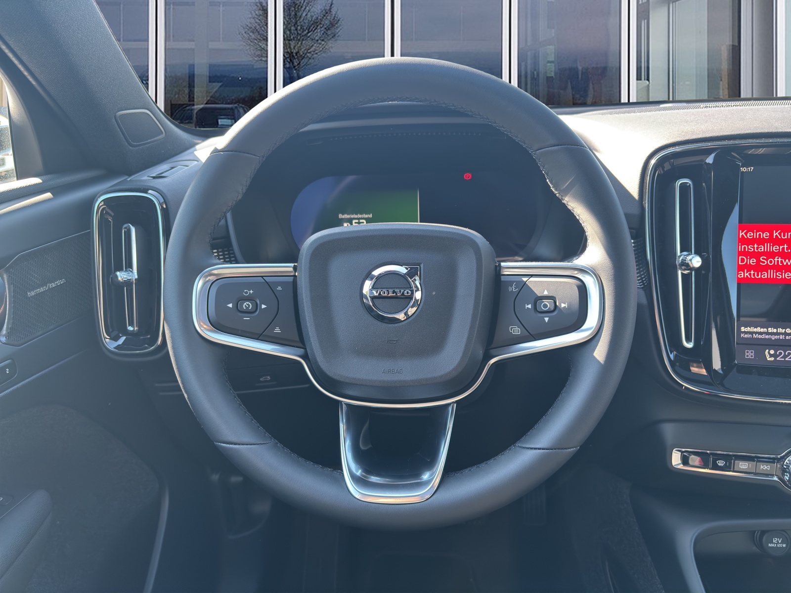 VOLVO EX40 Twin XCENTRIC Edition AWD-image-11