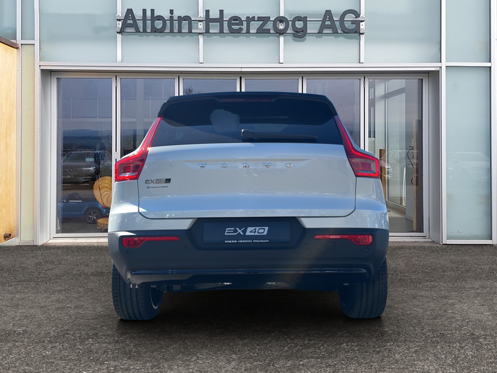 VOLVO EX40 Twin XCENTRIC Edition AWD-image-5