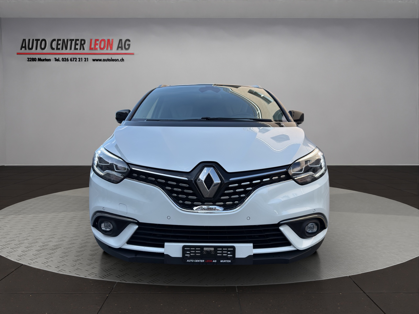 RENAULT Grand Scénic 1.8 dCi Initiale Paris EDC-image-0