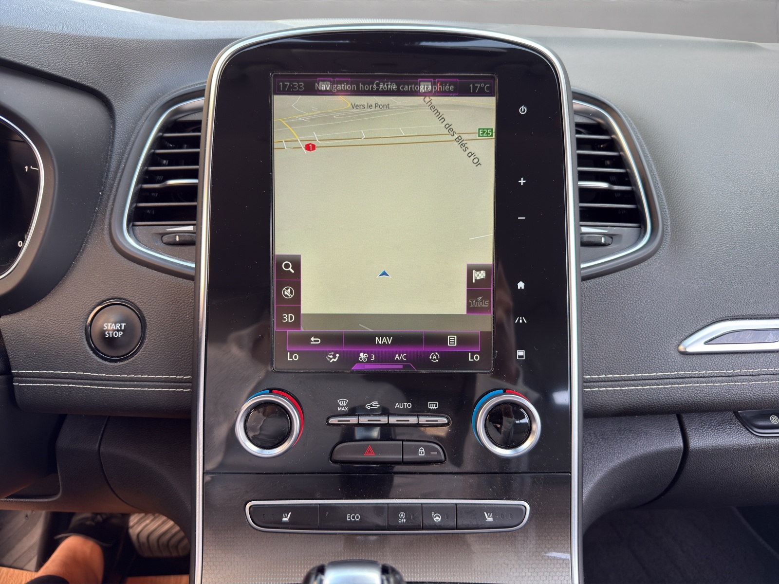 RENAULT Grand Scénic 1.8 dCi Initiale Paris EDC-image-14