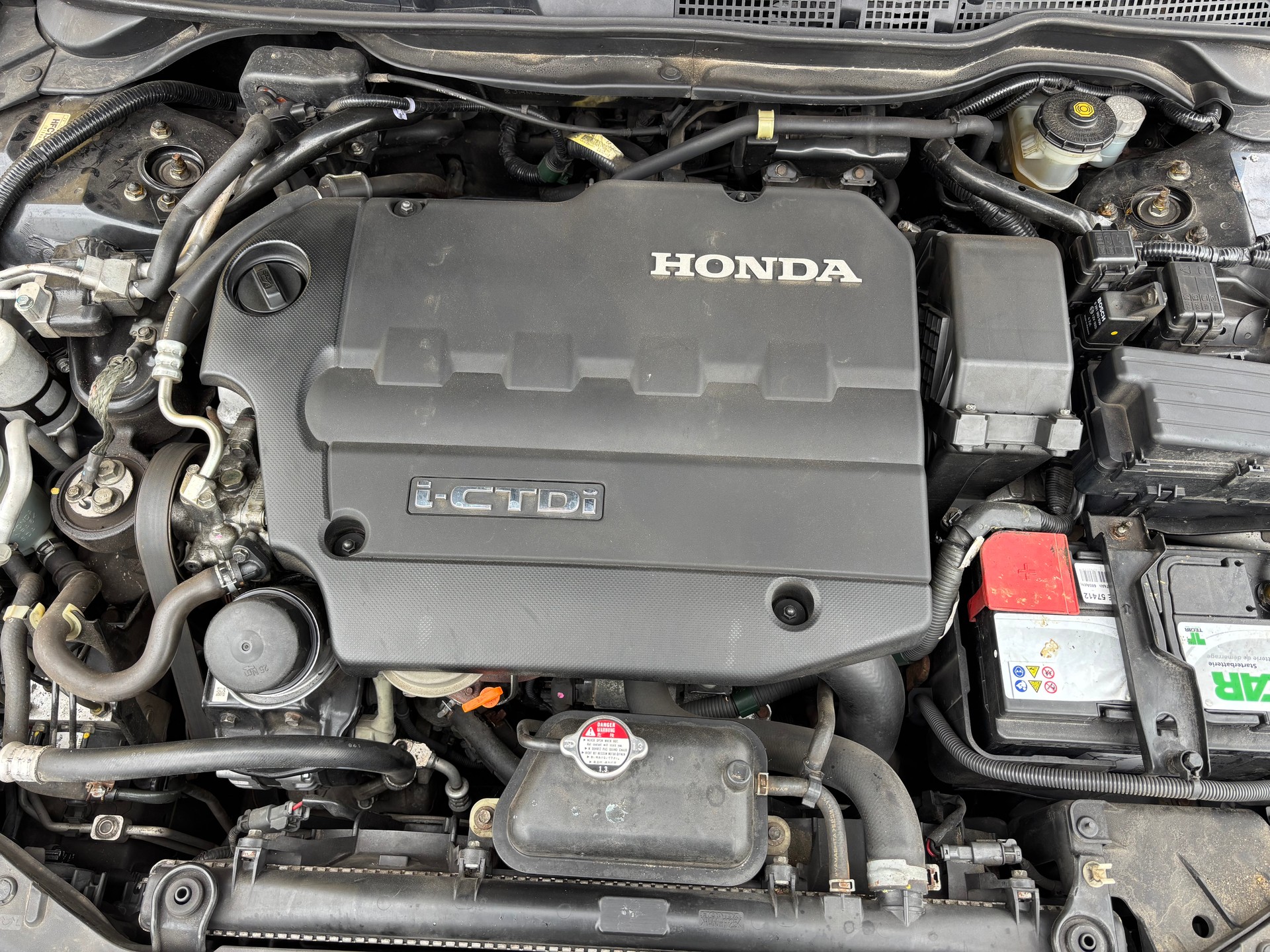 HONDA 2.2 CDI sedan-image-14