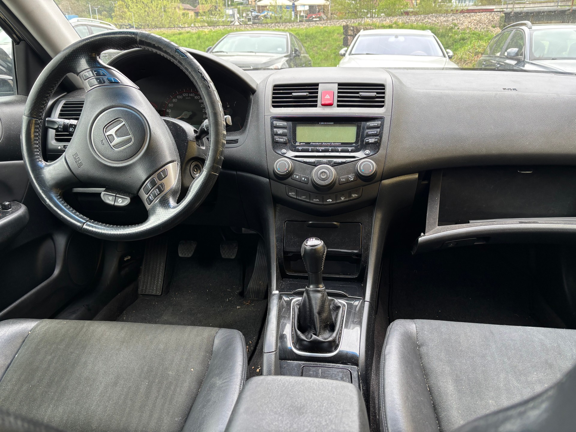 HONDA 2.2 CDI sedan-image-10