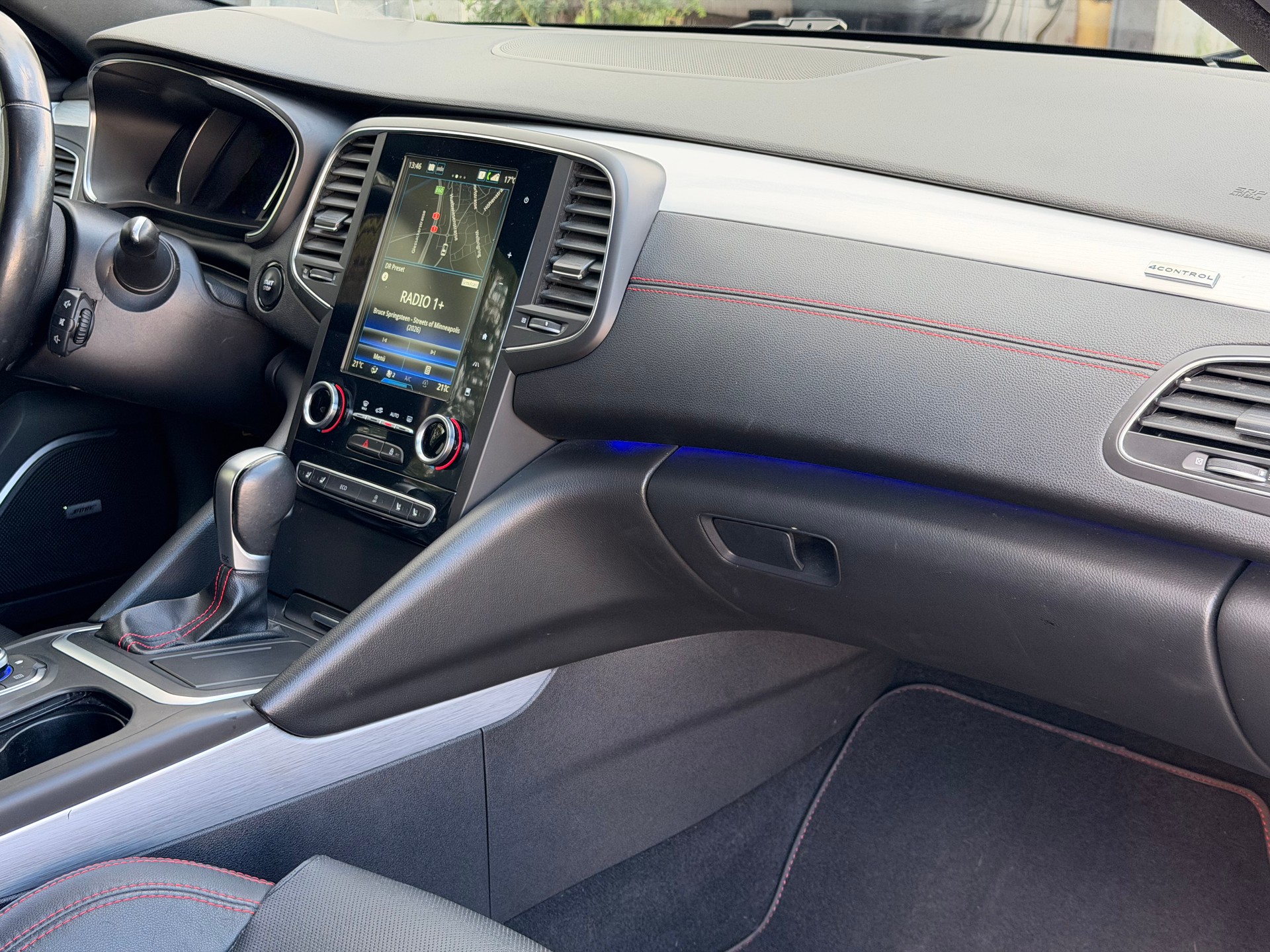 RENAULT Talisman Grandtour 1.8 TCe S-Edition EDC-image-11