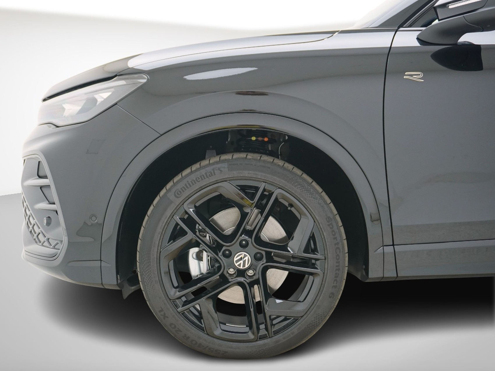 VW Tiguan 2.0 TSI R-Line 4motion-image-9