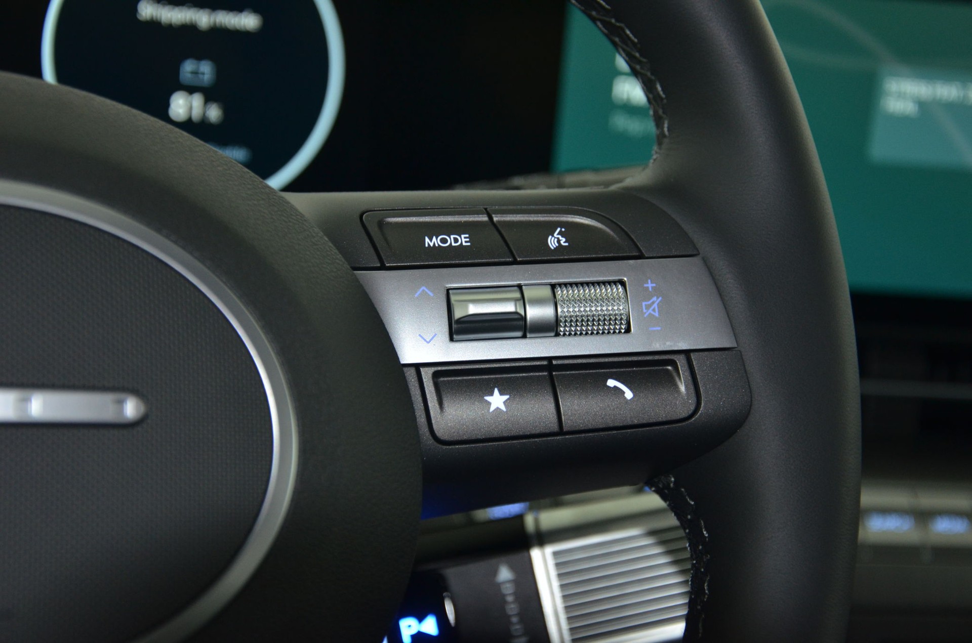 HYUNDAI Kona EV 65.4 kWh Premium *360°*-image-19