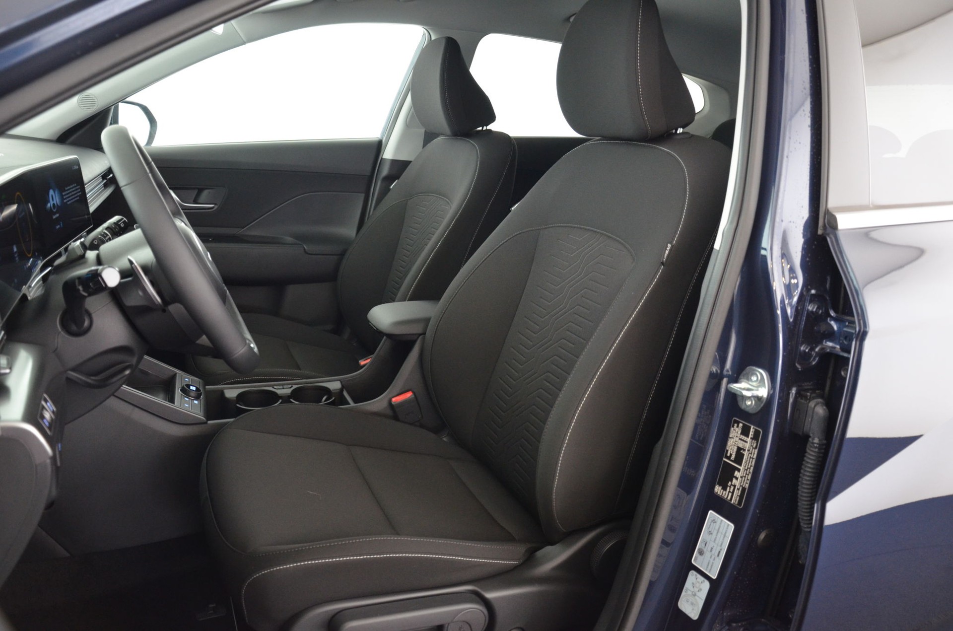 HYUNDAI Kona EV 65.4 kWh Premium *360°*-image-11