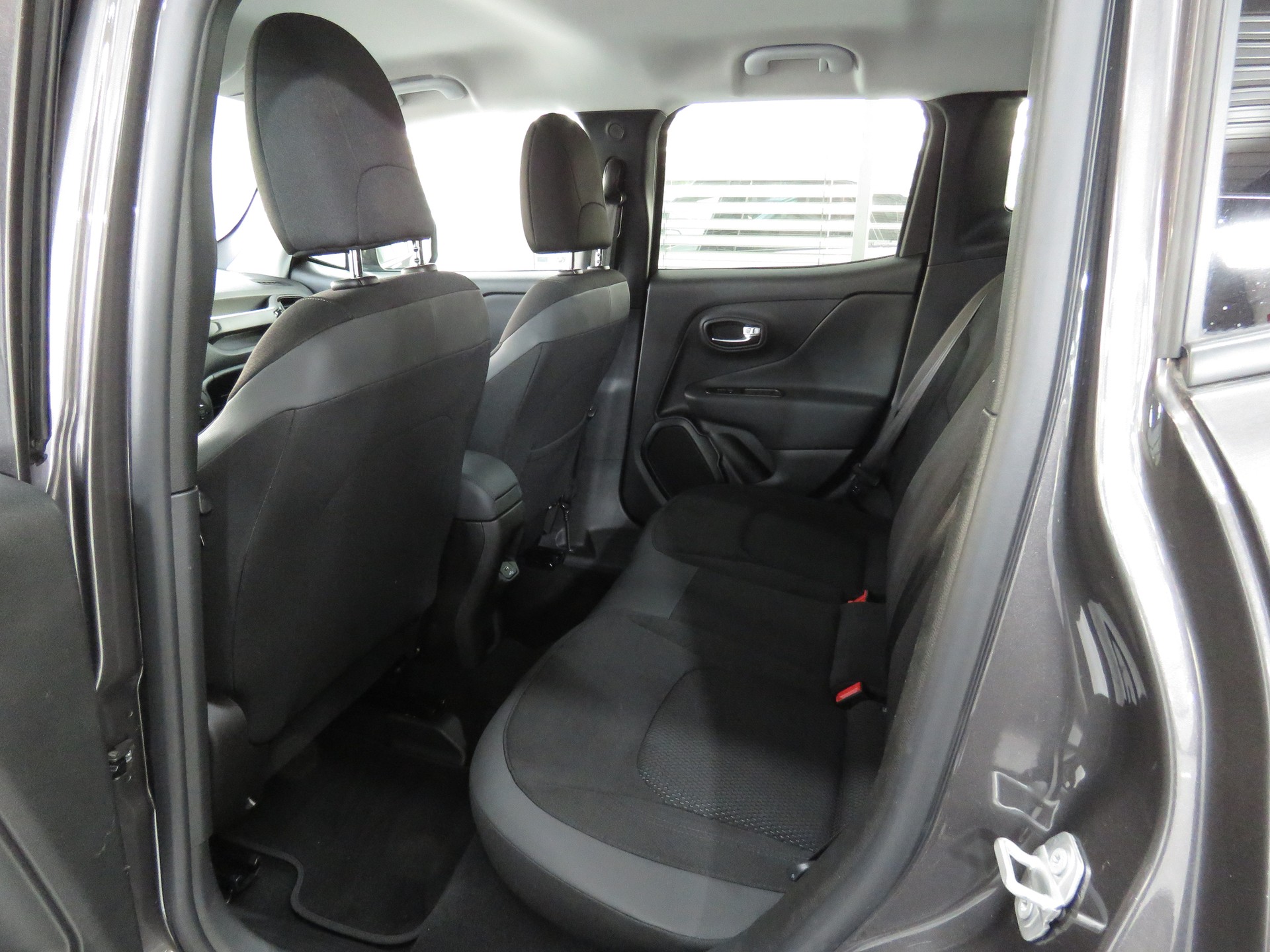JEEP Renegade 1.0 Turbo Night Eagle-image-8