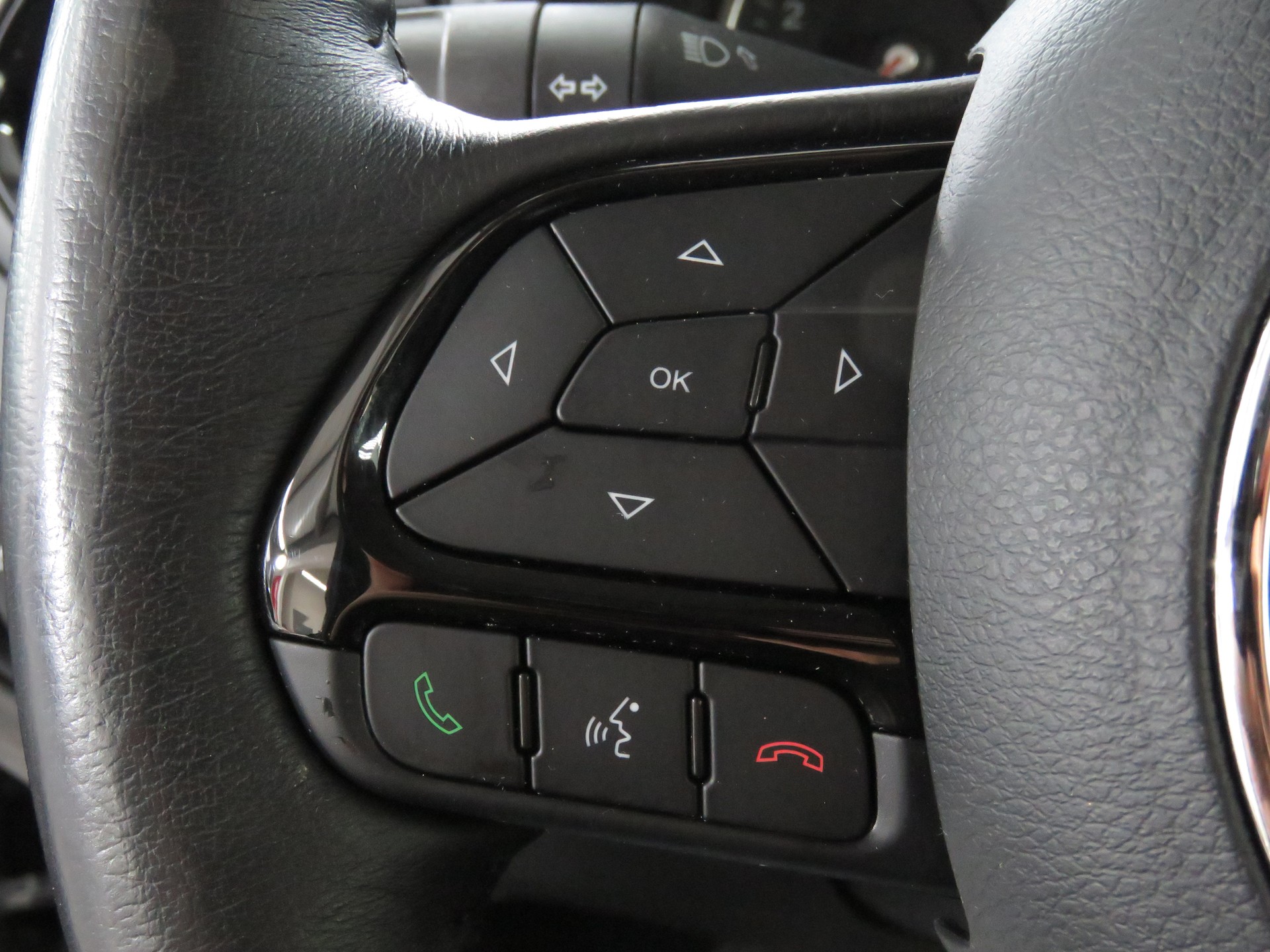 JEEP Renegade 1.0 Turbo Night Eagle-image-20
