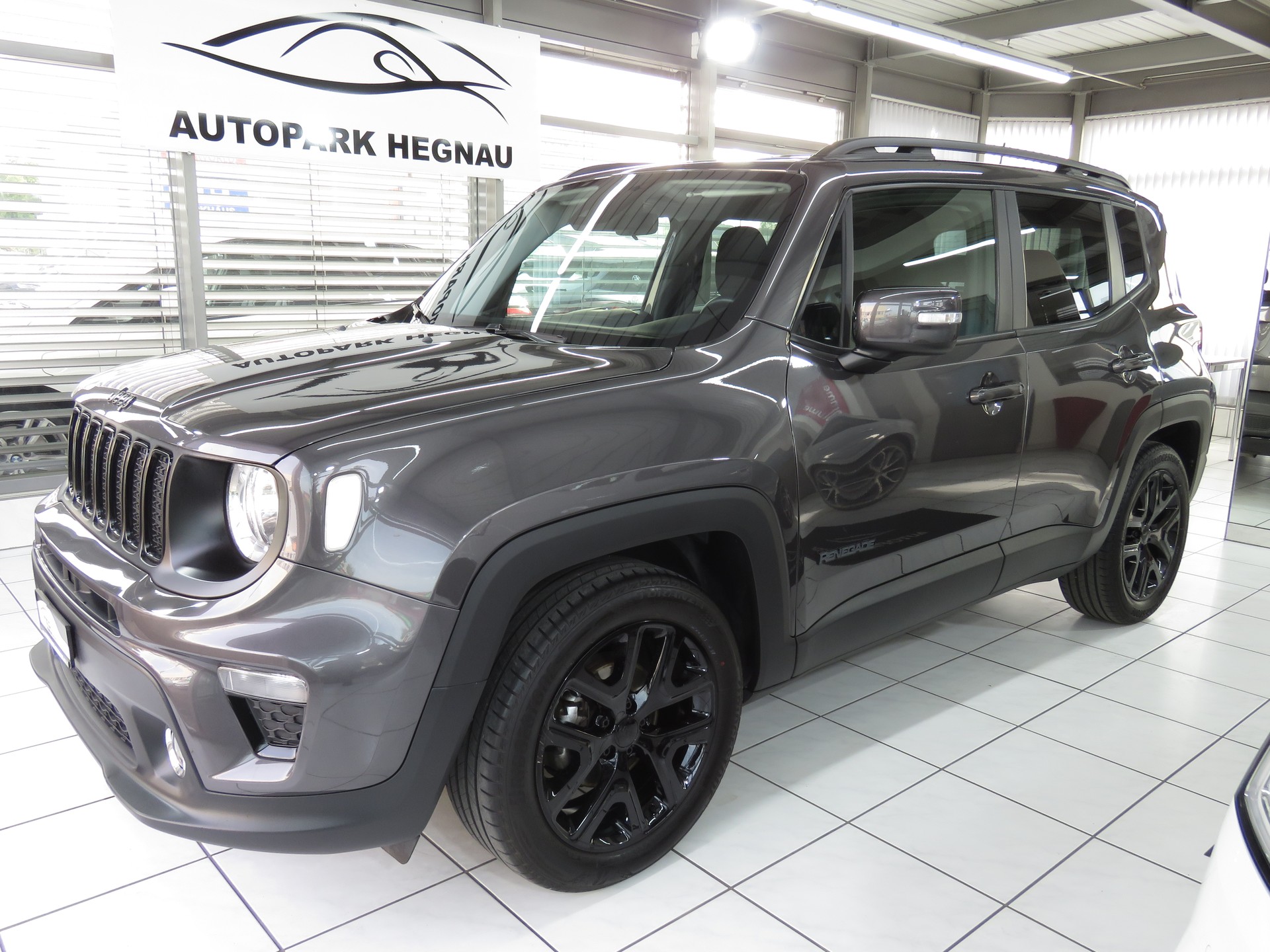 JEEP Renegade 1.0 Turbo Night Eagle-image-0