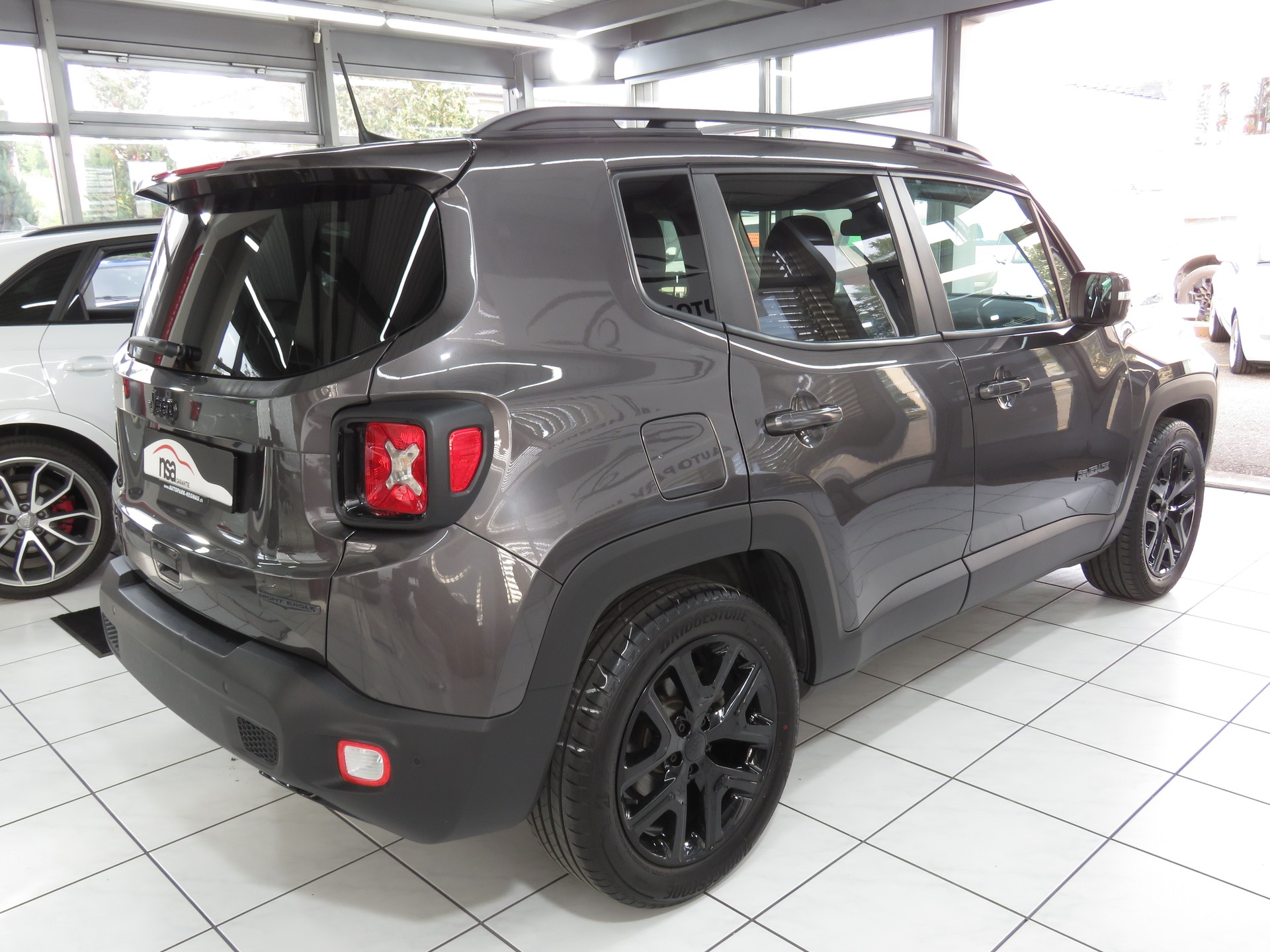 JEEP Renegade 1.0 Turbo Night Eagle-image-3