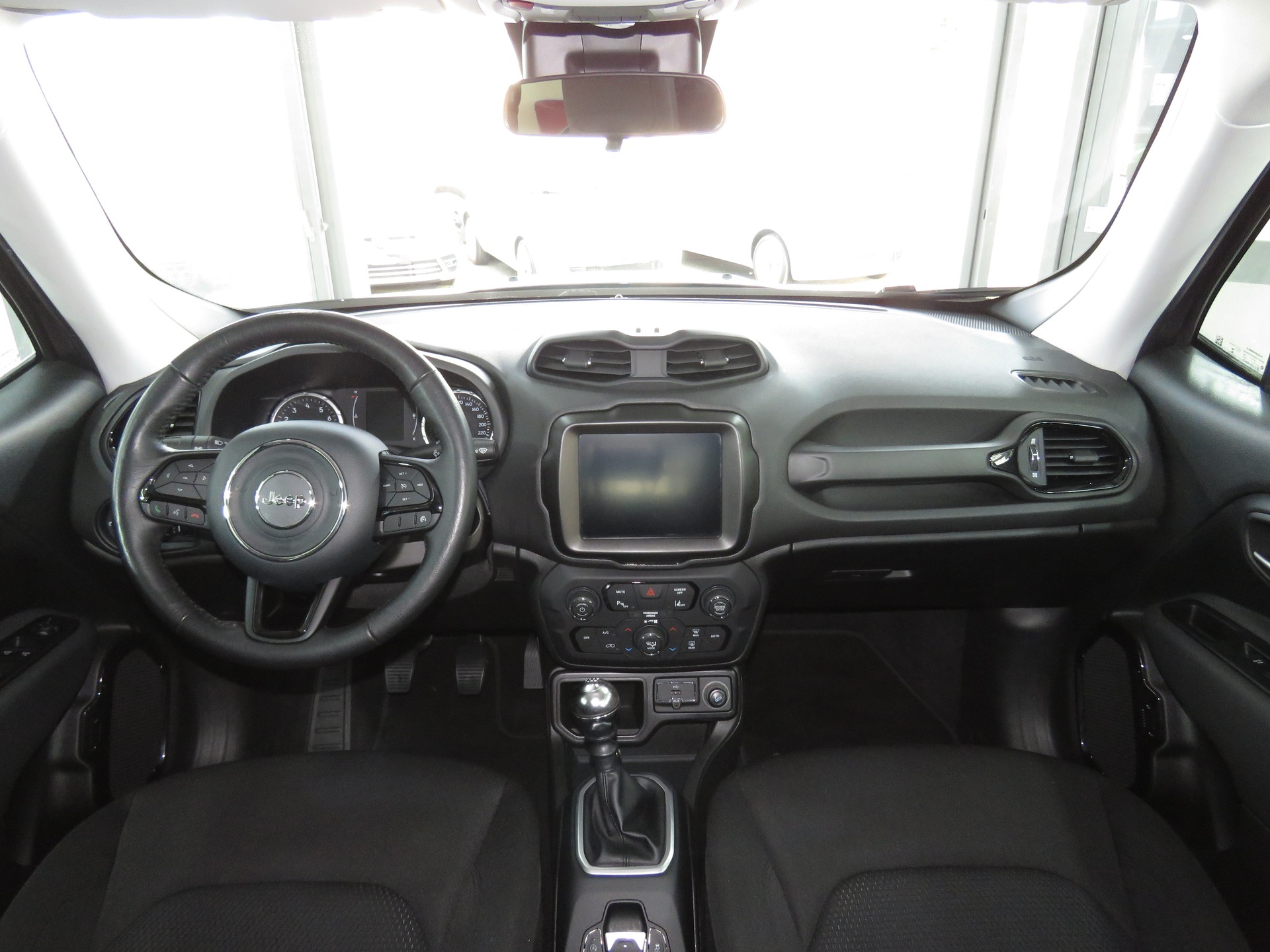 JEEP Renegade 1.0 Turbo Night Eagle-image-13