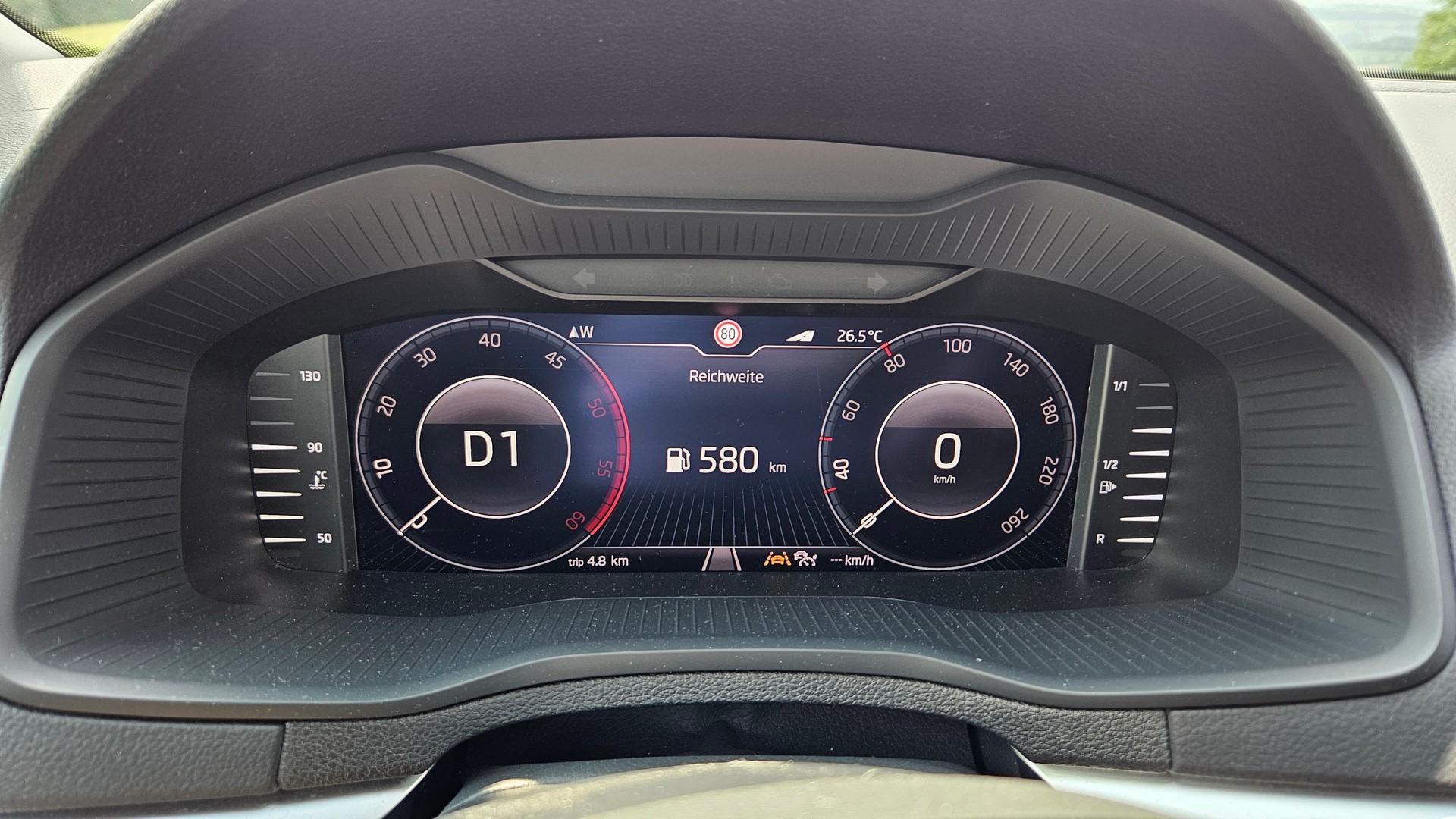SKODA KAROQ 2.0 TDI 190 Style 4x4 DSG-image-7