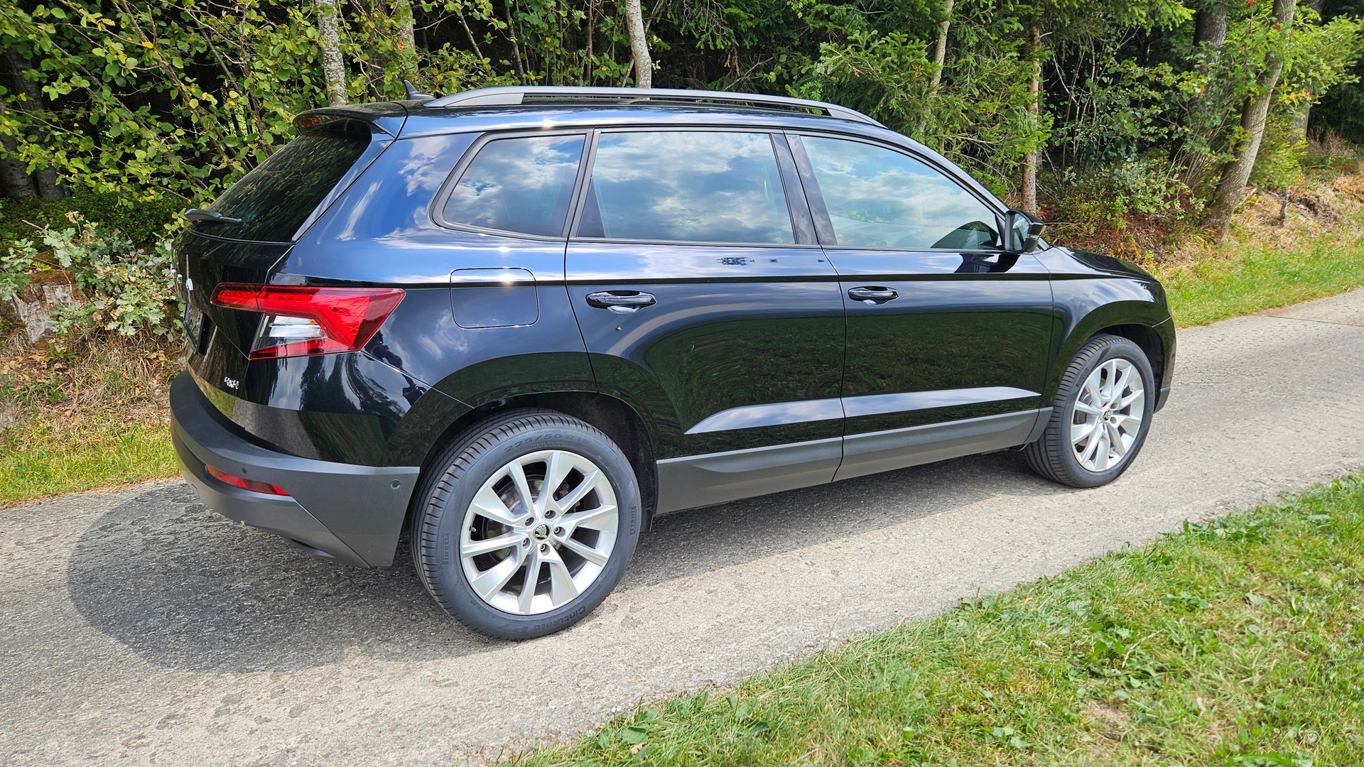 SKODA KAROQ 2.0 TDI 190 Style 4x4 DSG-image-3