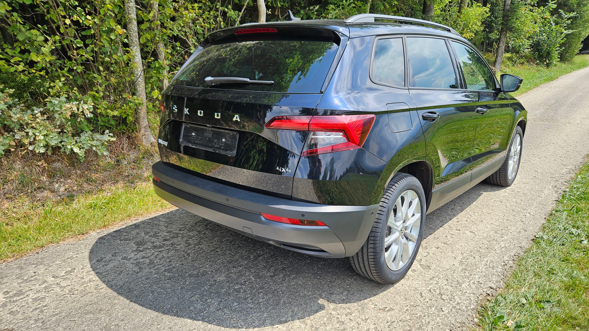 SKODA KAROQ 2.0 TDI 190 Style 4x4 DSG-image-4