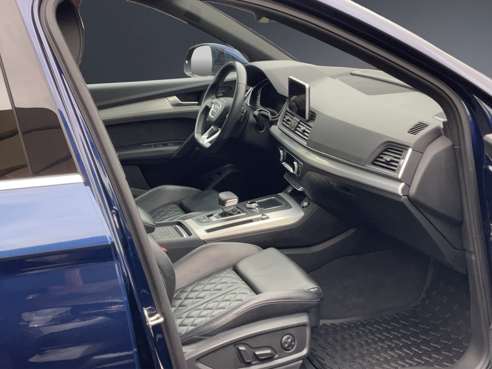 AUDI Q5 55 TFSI e sport qu-image-7