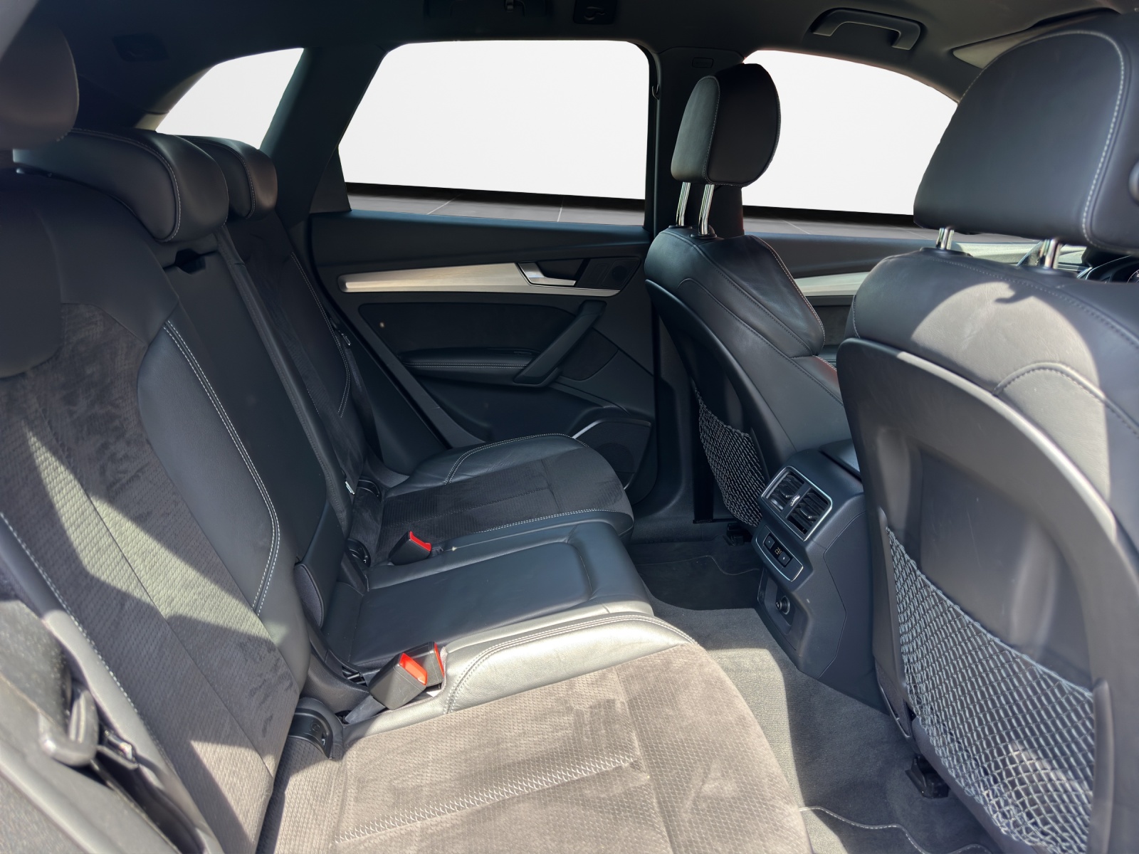 AUDI Q5 2.0 TDI S-LINE Sportpaket quattro S-tronic-image-13