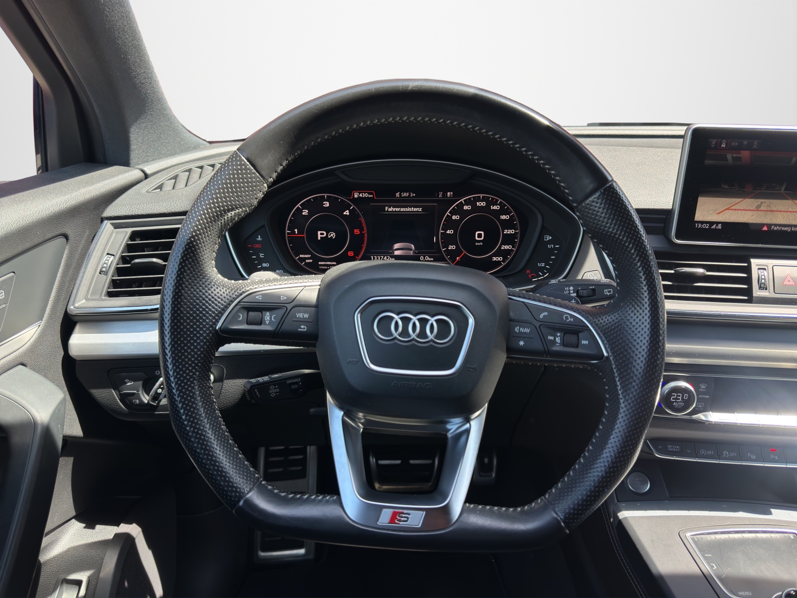 AUDI Q5 2.0 TDI S-LINE Sportpaket quattro S-tronic-image-9