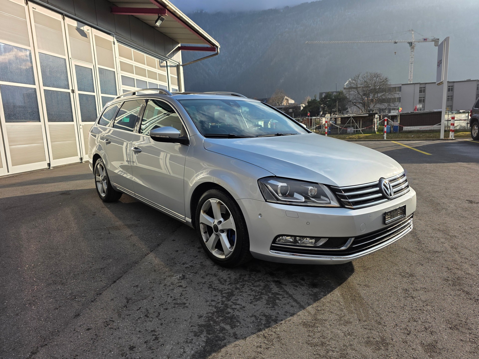 VW Passat Variant 3.6 FSI Highline 4Motion DSG-image-6