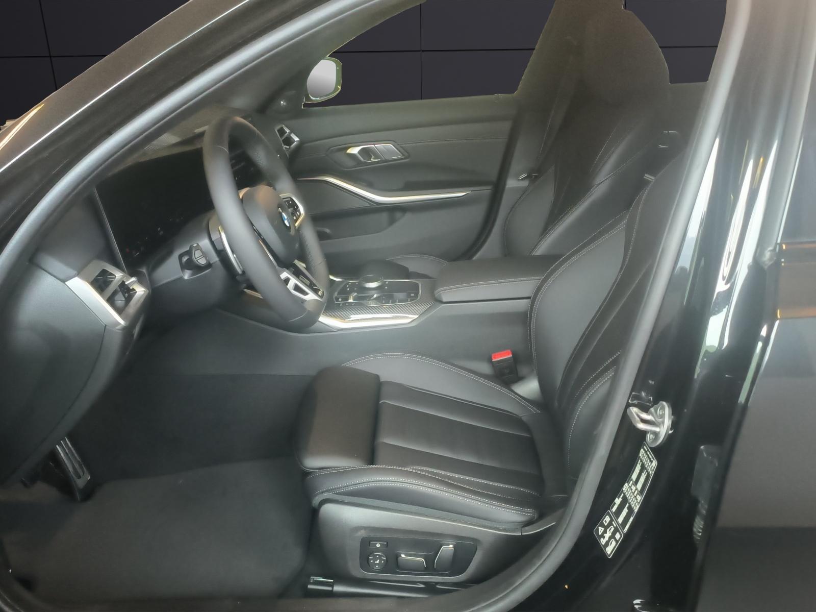 BMW 330d xDrive-image-11