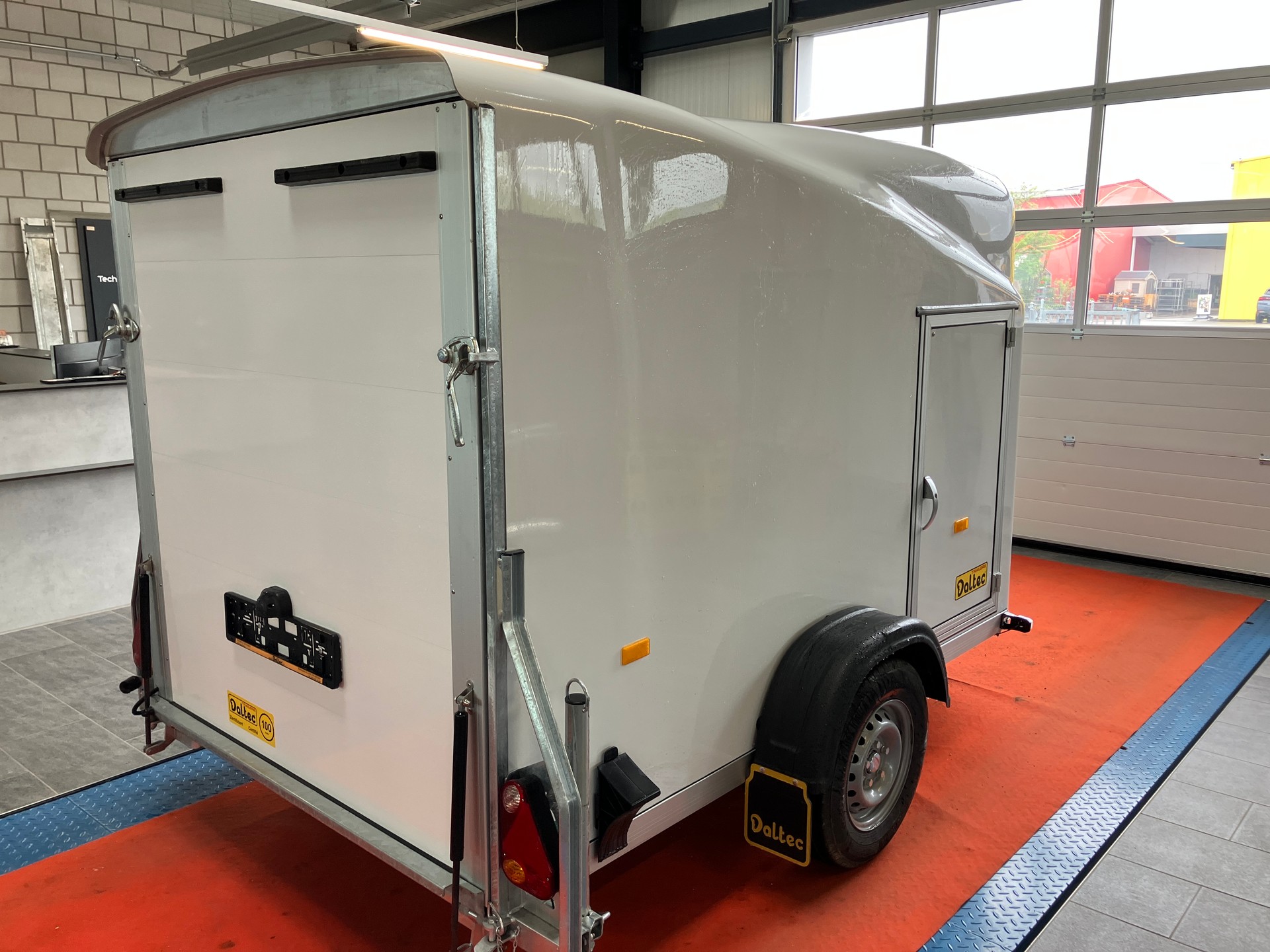 DALTEC AERO Cargo 1300 Cheval Liberté-showroom-element-2