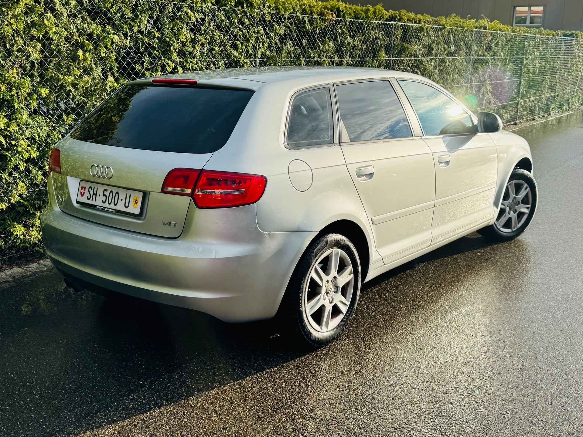 AUDI A3 Sportback 1.4 TFSI Ambition-image-4