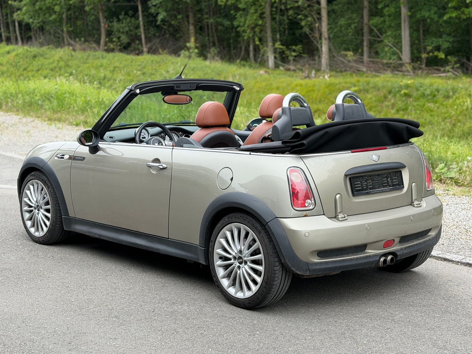 MINI Cooper S Cabriolet Sidewalk Edition (R52)-image-3