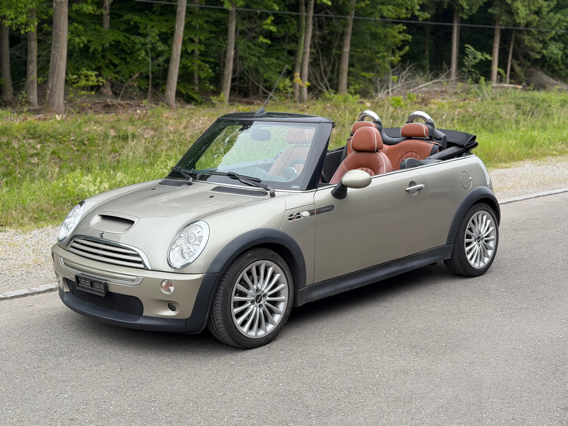 MINI Cooper S Cabriolet Sidewalk Edition (R52)-image-0