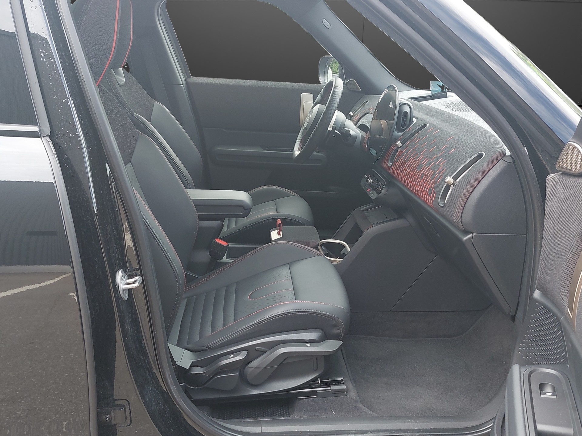 MINI Countryman U25 2.0i S SDKG ALL4-image-17