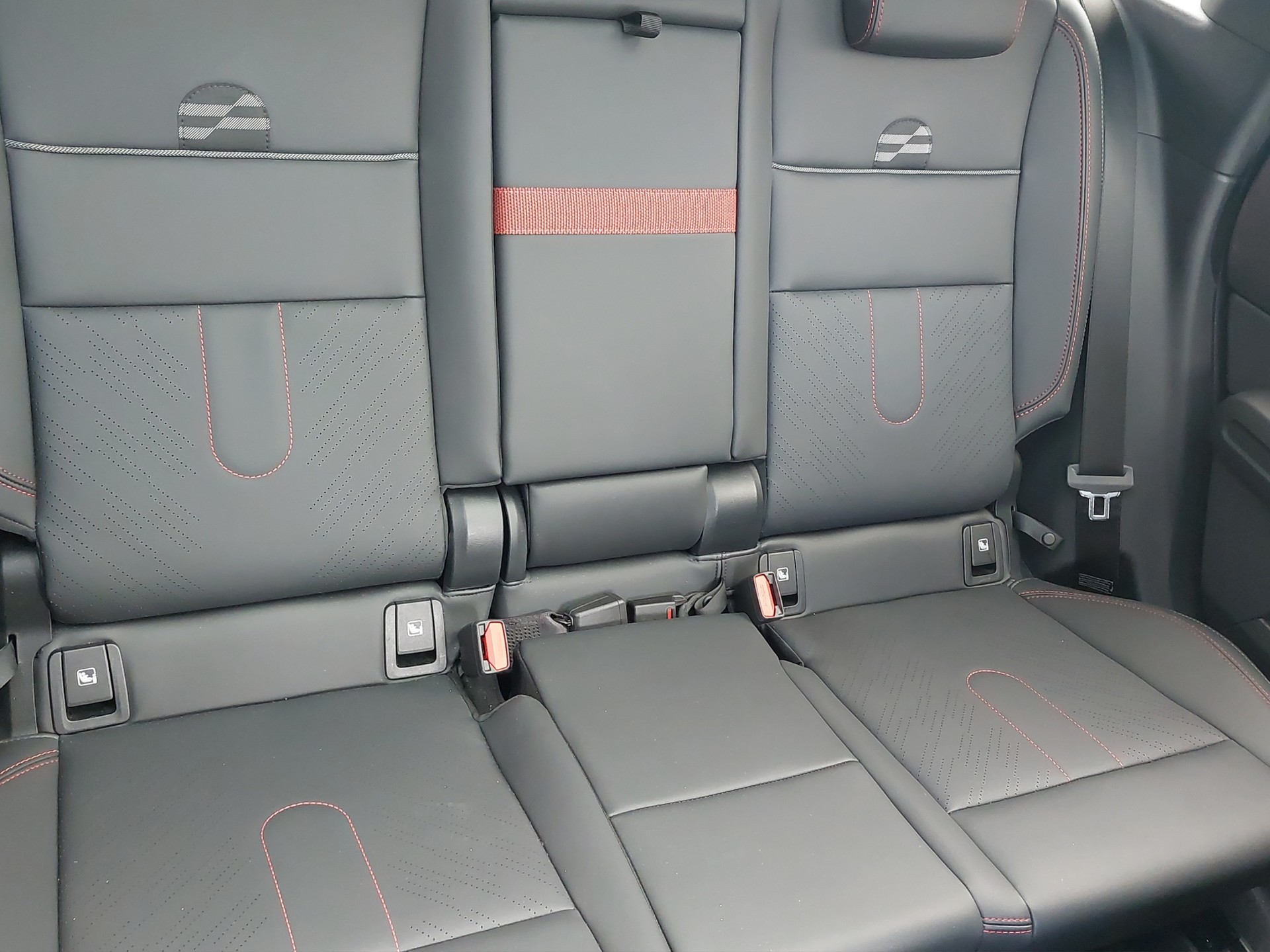 MINI Countryman U25 2.0i S SDKG ALL4-image-16