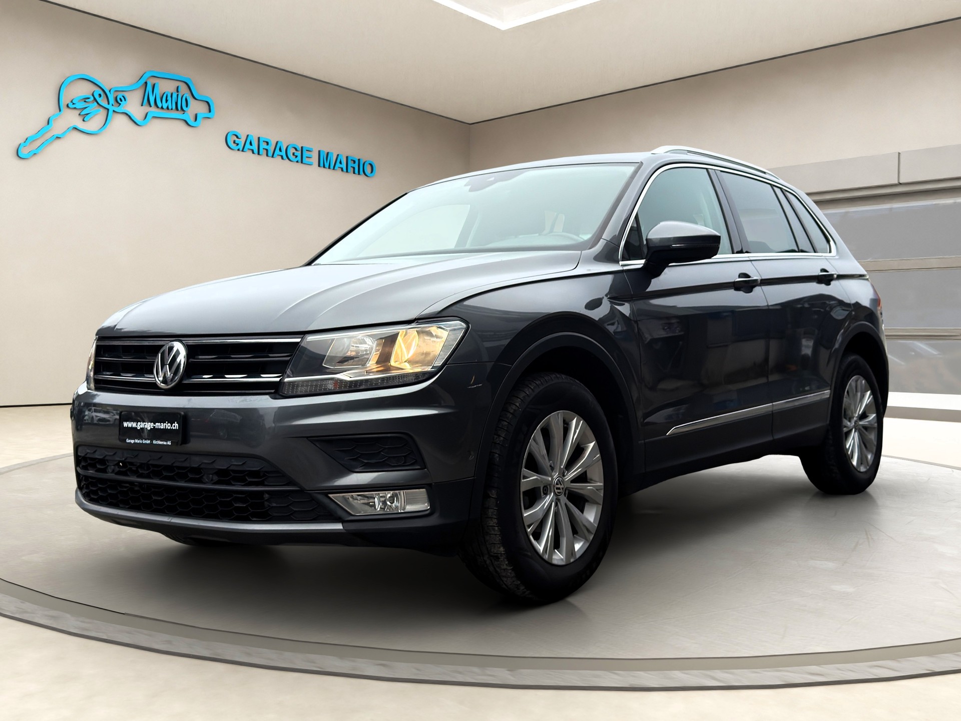 VW Tiguan 2.0 TDI SCR Comfortline 4Motion DSG-image-2