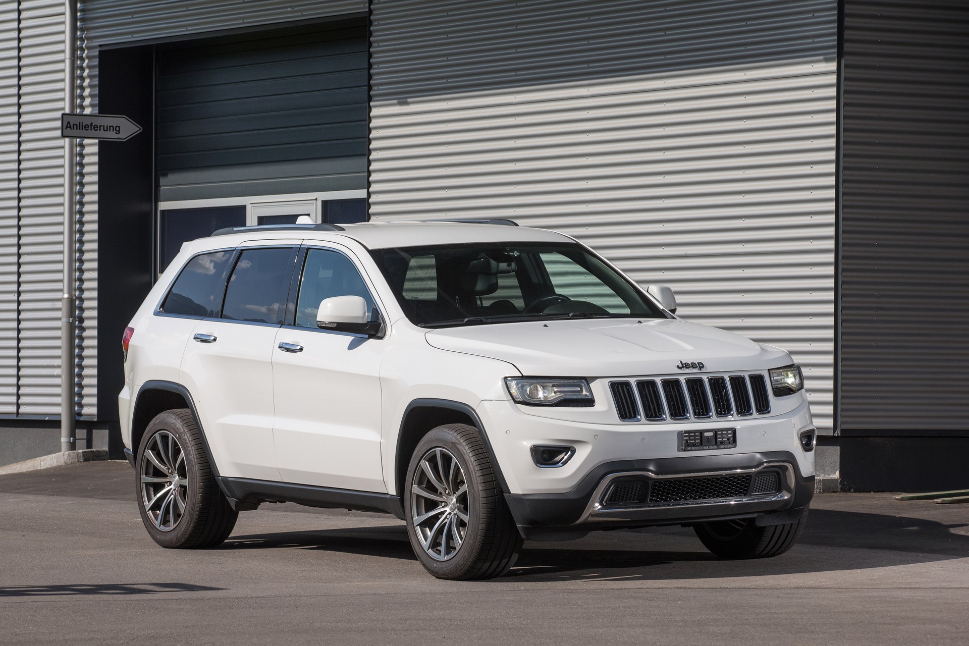 JEEP Grand Cherokee 3.0 CRD Limited Automatic-image-1