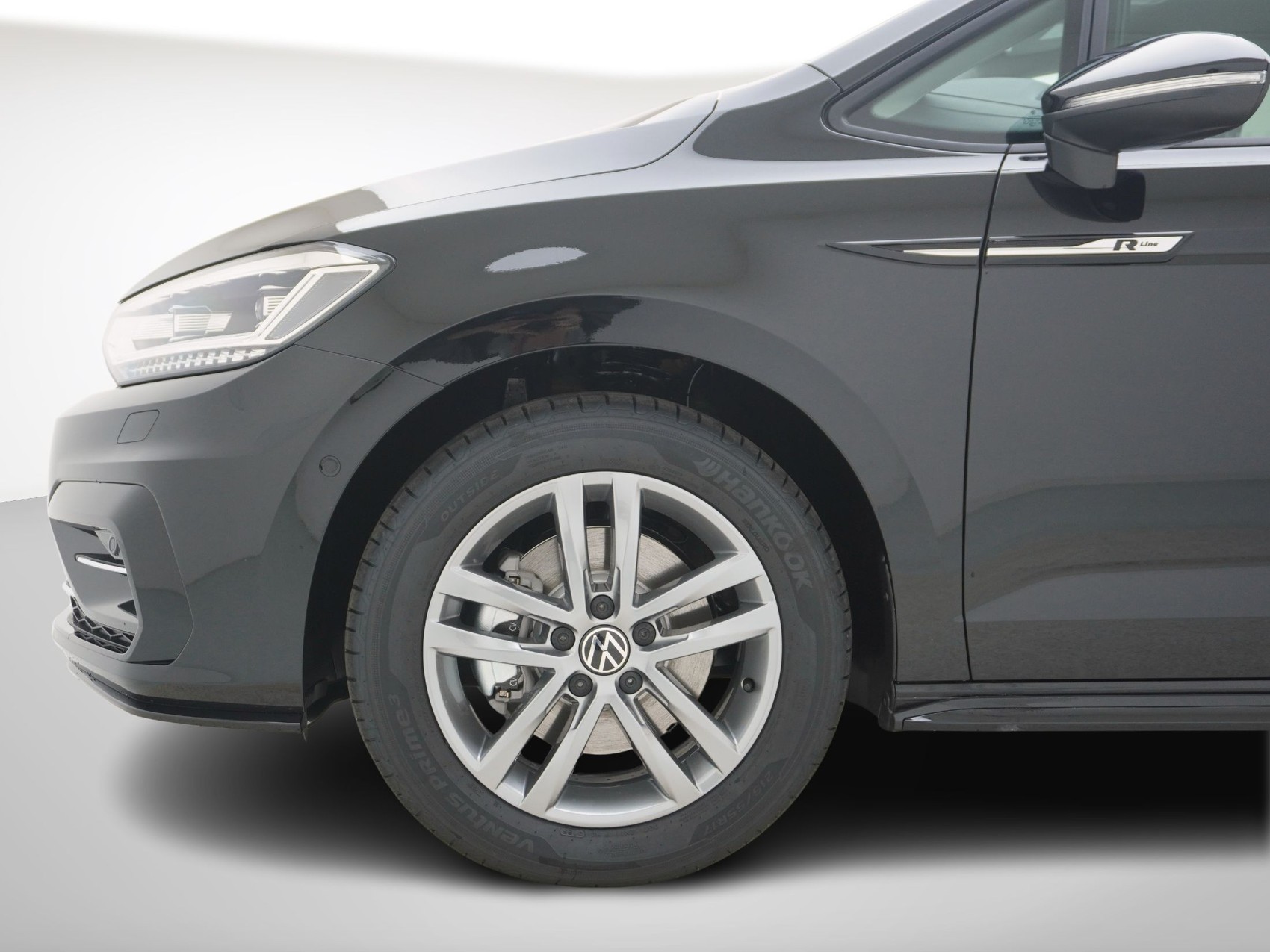 VW Touran 1.5 TSI R-Line DSG-image-9