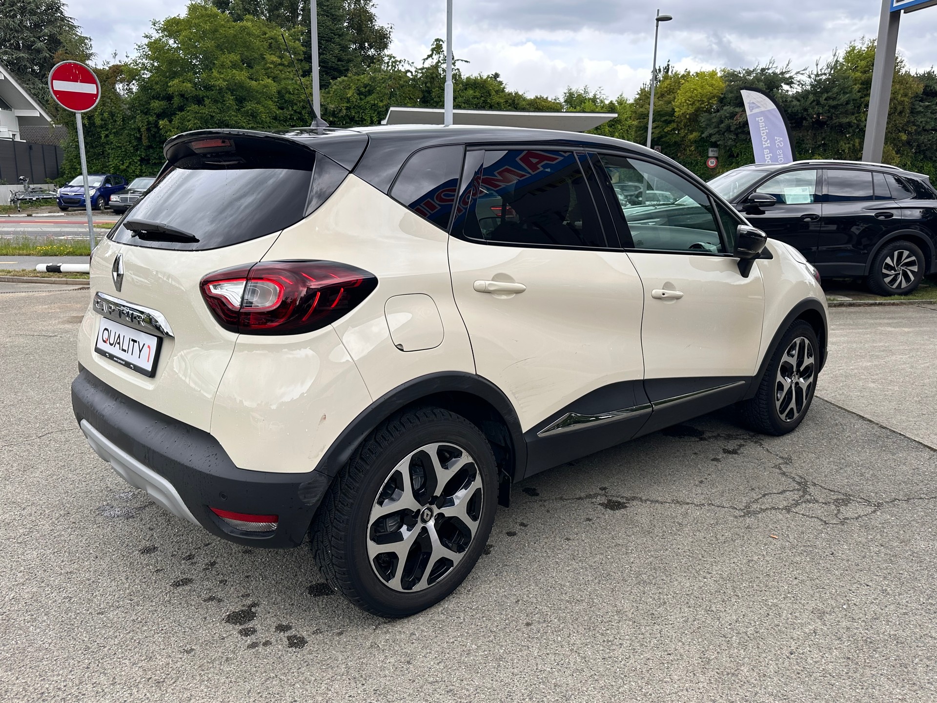 RENAULT Captur 1.3 T 16V Intens EDC-image-8