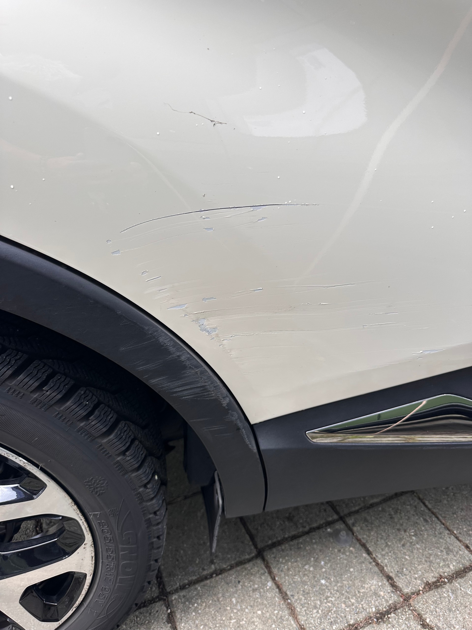RENAULT Captur 1.3 T 16V Intens EDC-image-13