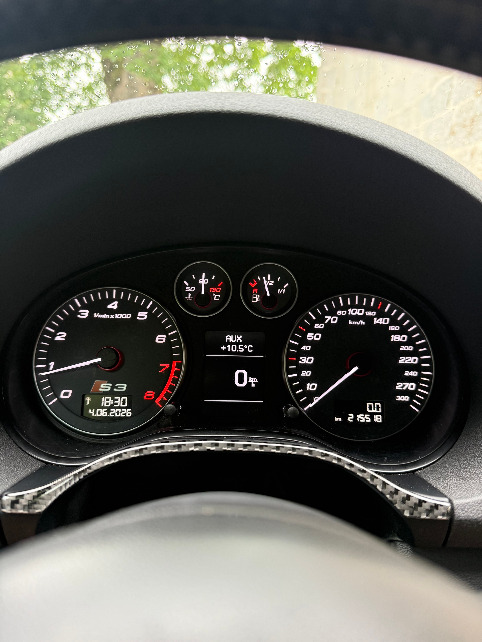 AUDI 2.0 T FSI quattro-image-4