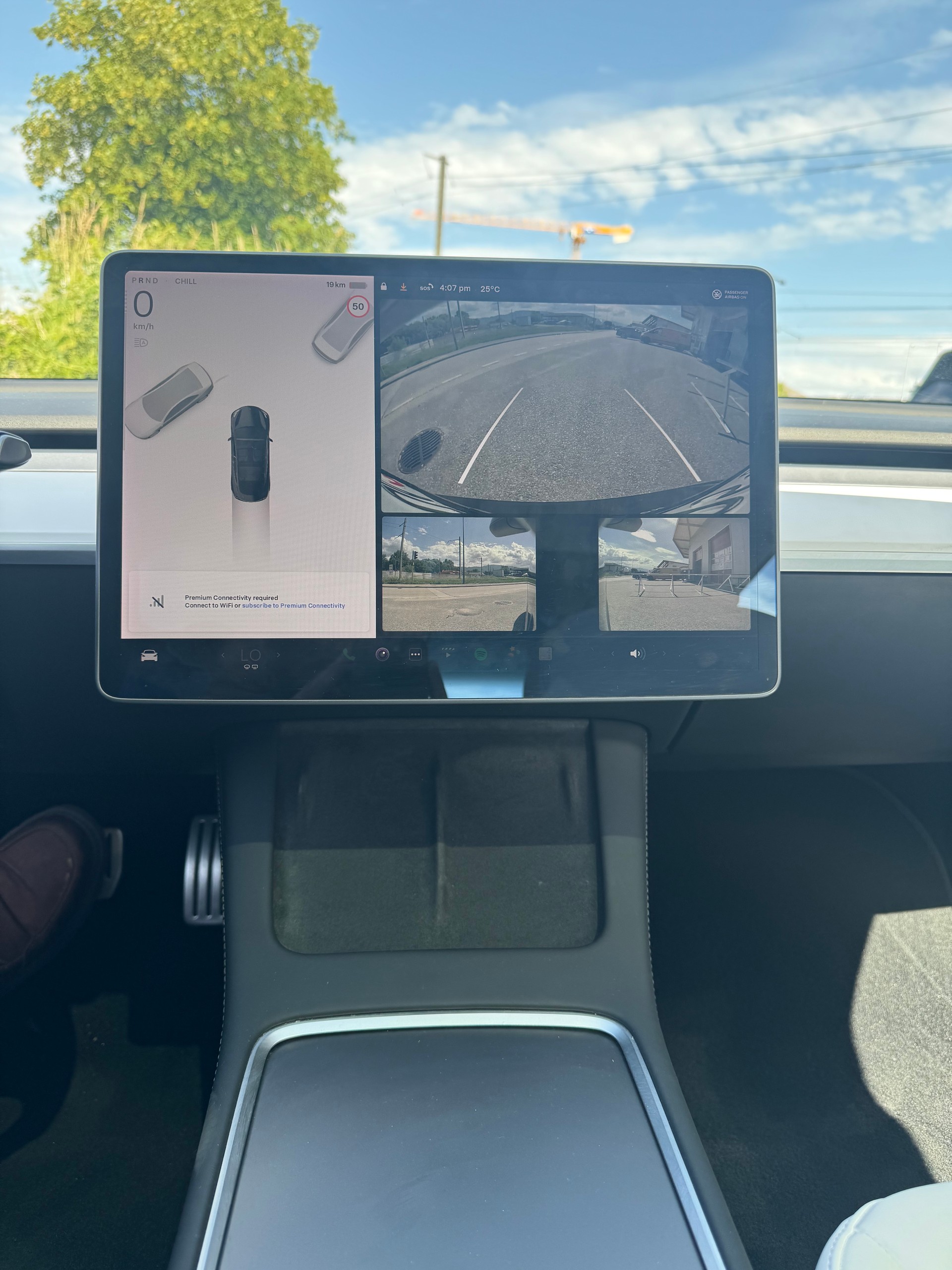 TESLA Model 3 Performance Dual Motor AWD-image-8