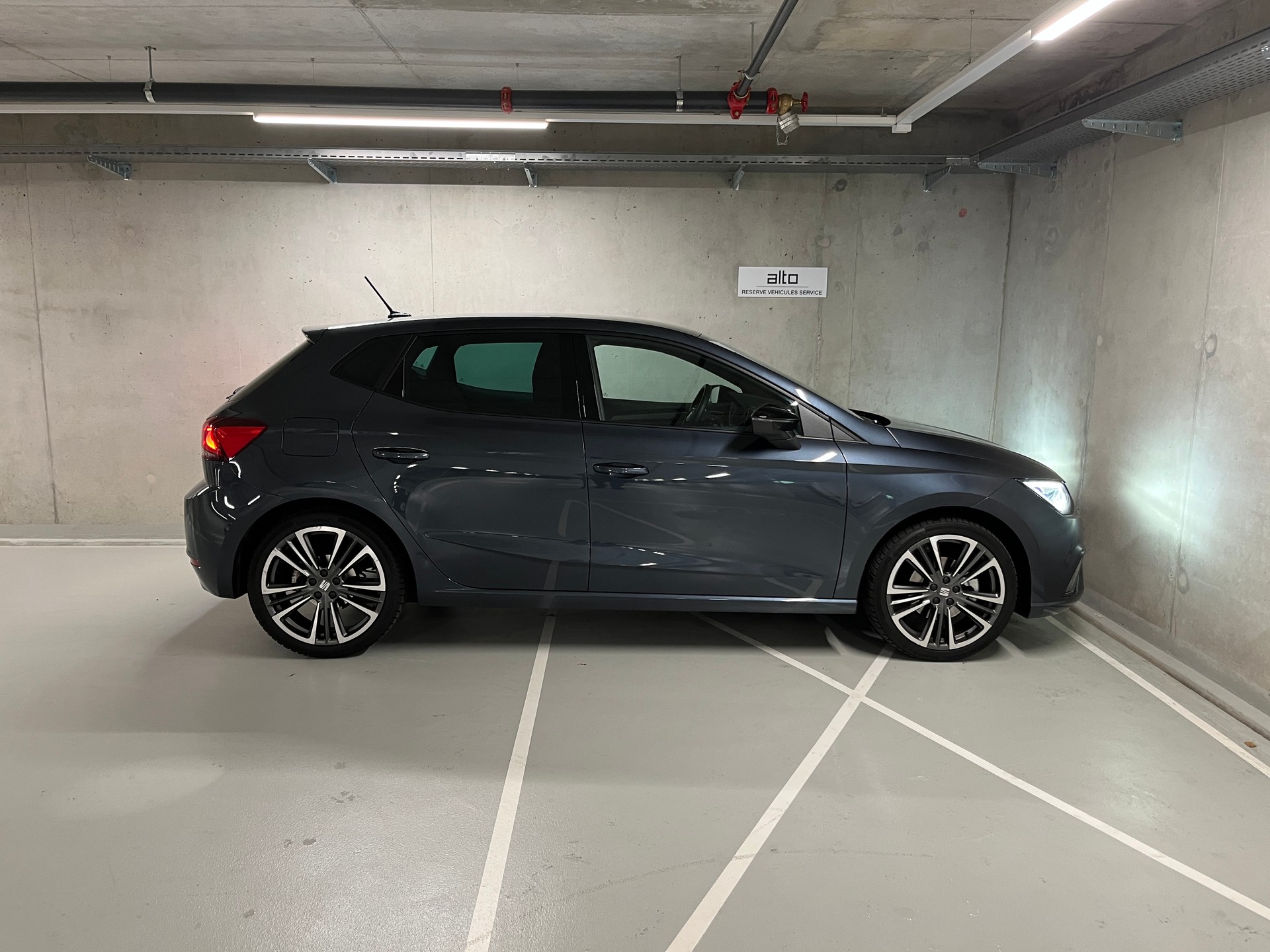 SEAT Ibiza 1.0 EcoTSI Anniversary DSG-image-5