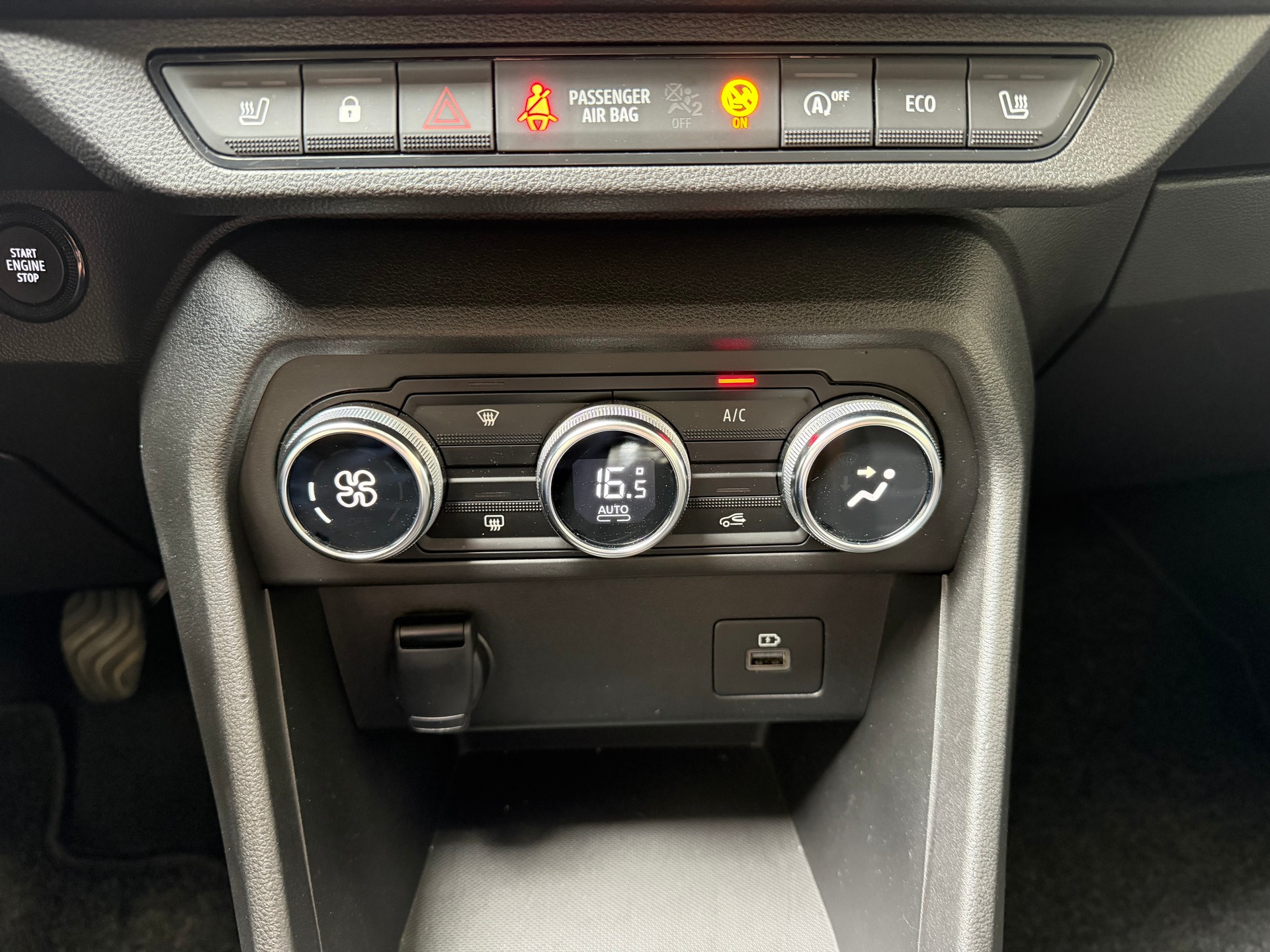 DACIA Sandero Stepway TCe 90 Comfort-image-10