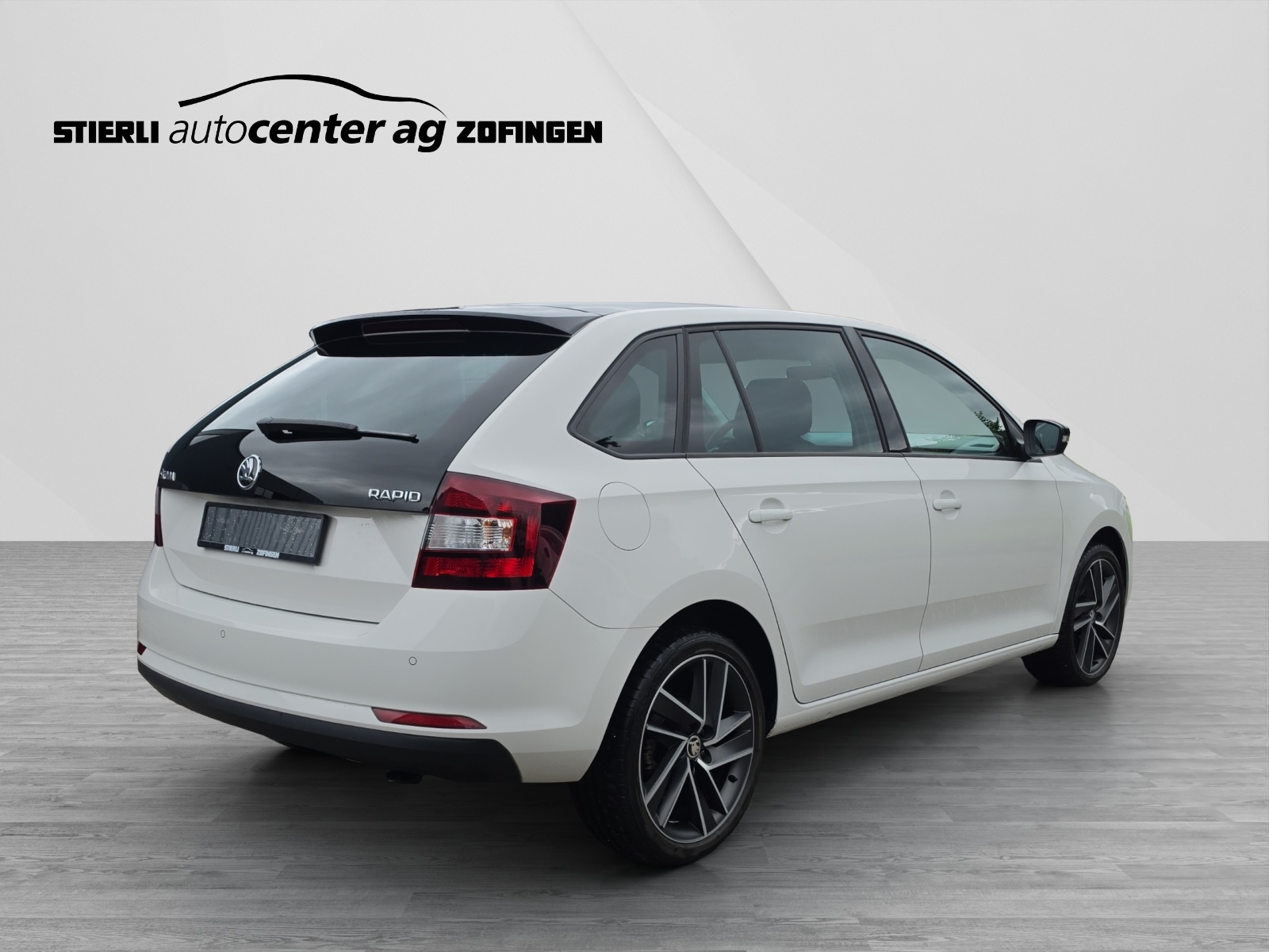 SKODA Rapid Spaceback 1.2 TSI Ambition-image-4