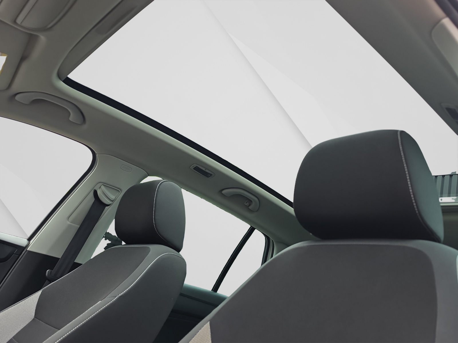 SKODA Rapid Spaceback 1.2 TSI Ambition-image-17